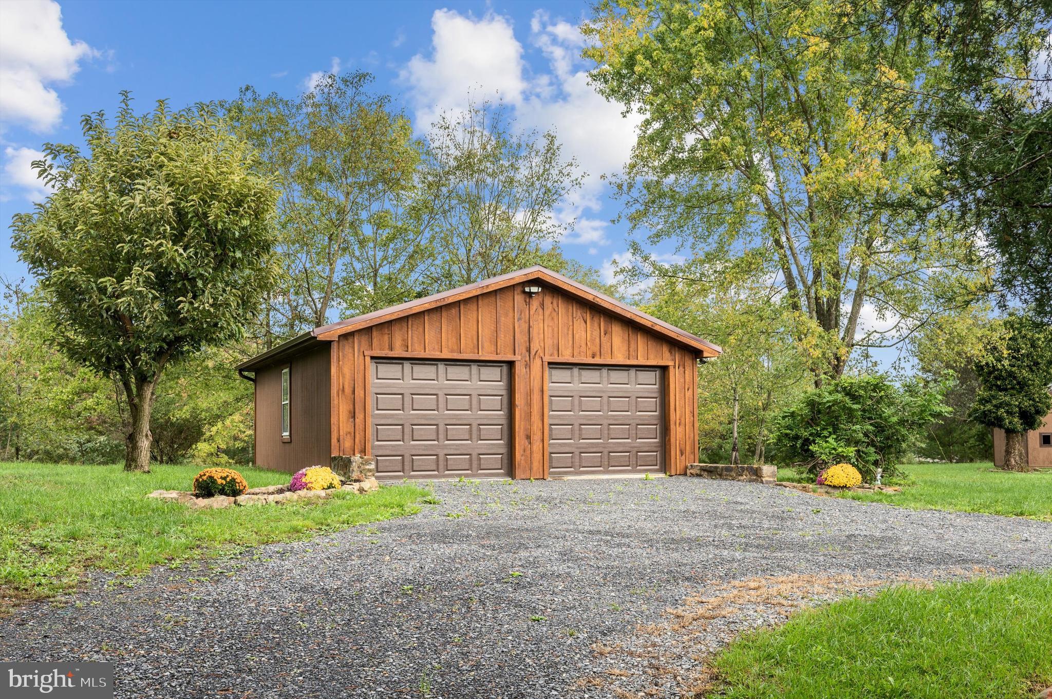 HITOP ESTATES - Residential