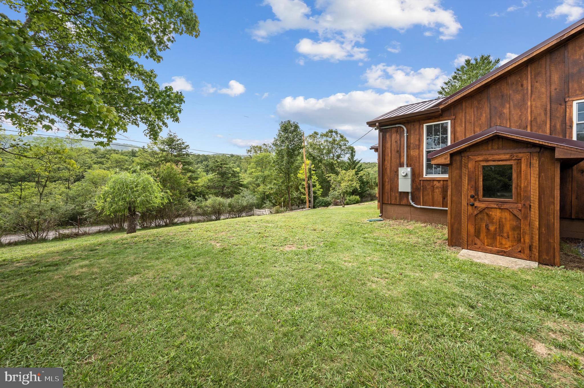 HITOP ESTATES - Residential