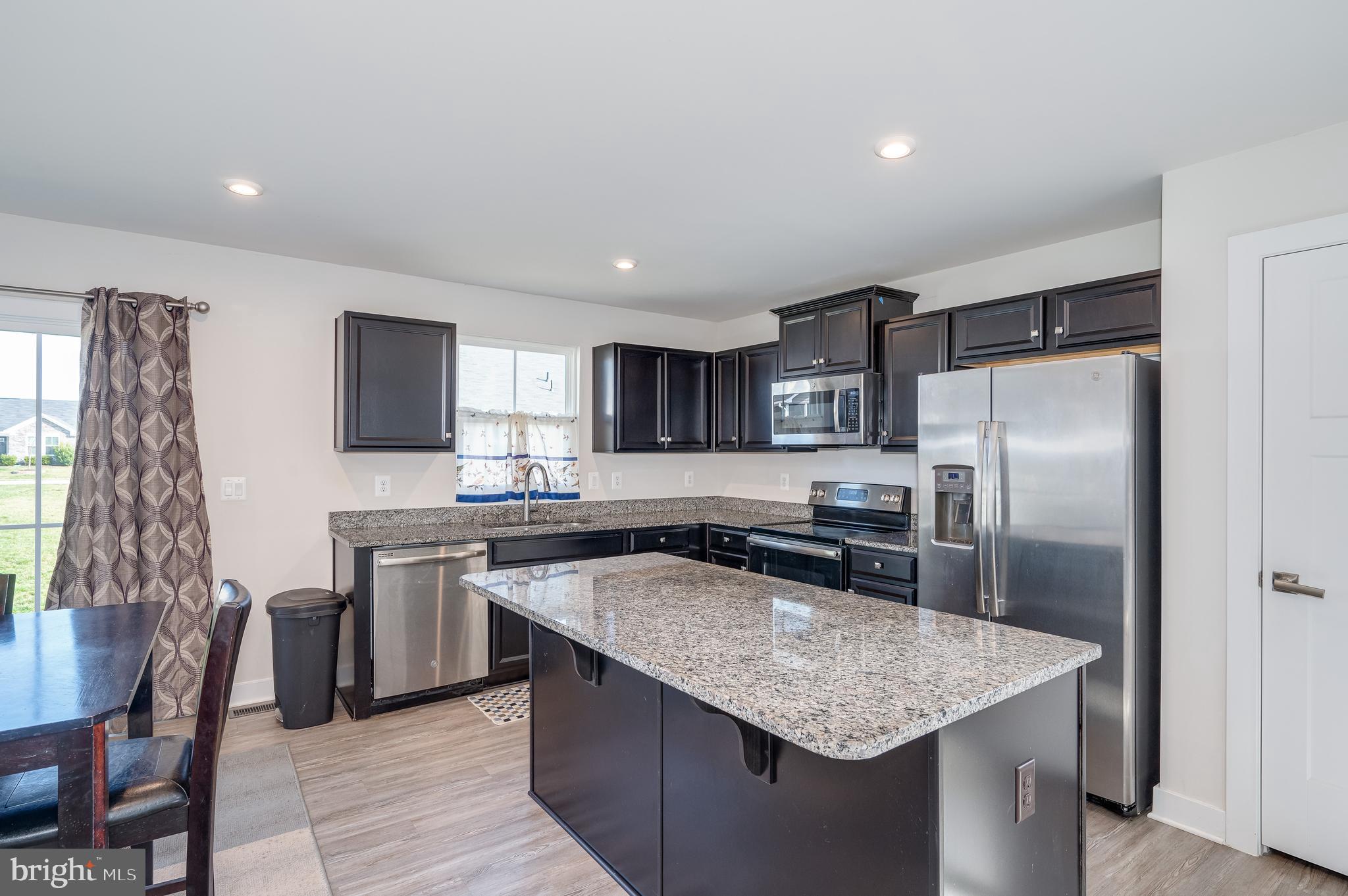 ARCADIA SPRINGS - Residential