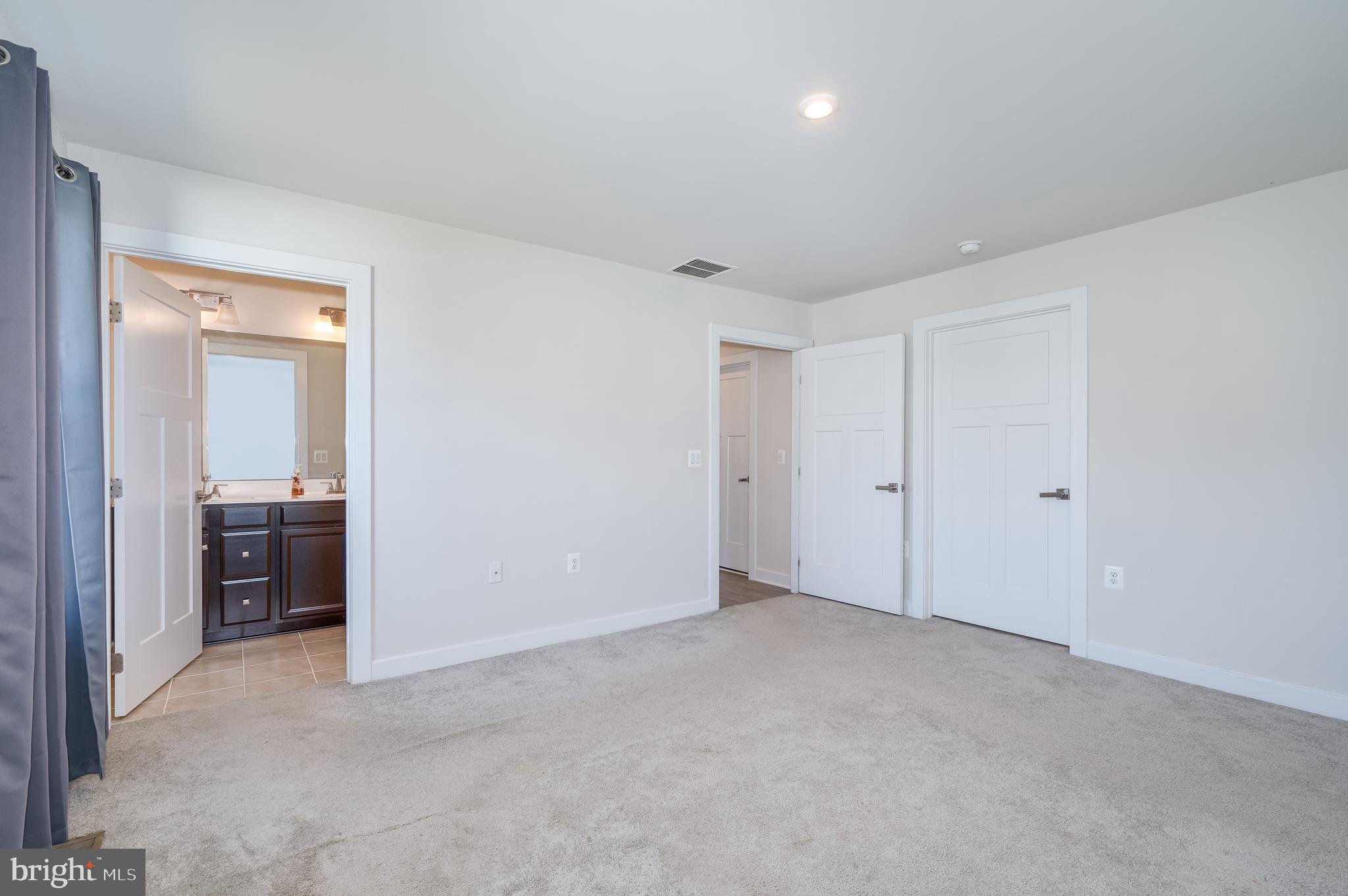 ARCADIA SPRINGS - Residential