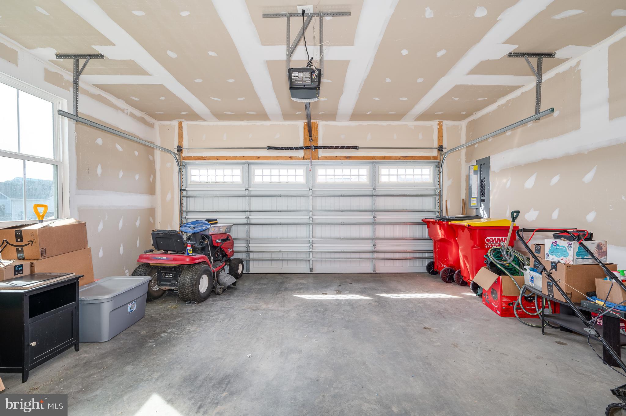 ARCADIA SPRINGS - Residential