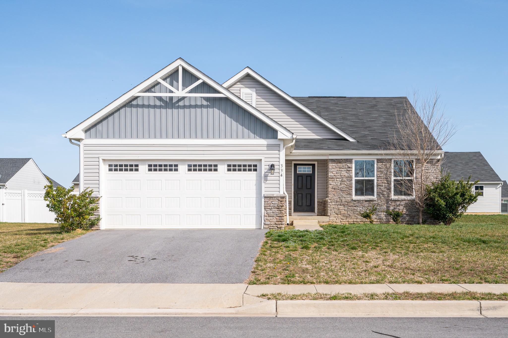 ARCADIA SPRINGS - Residential