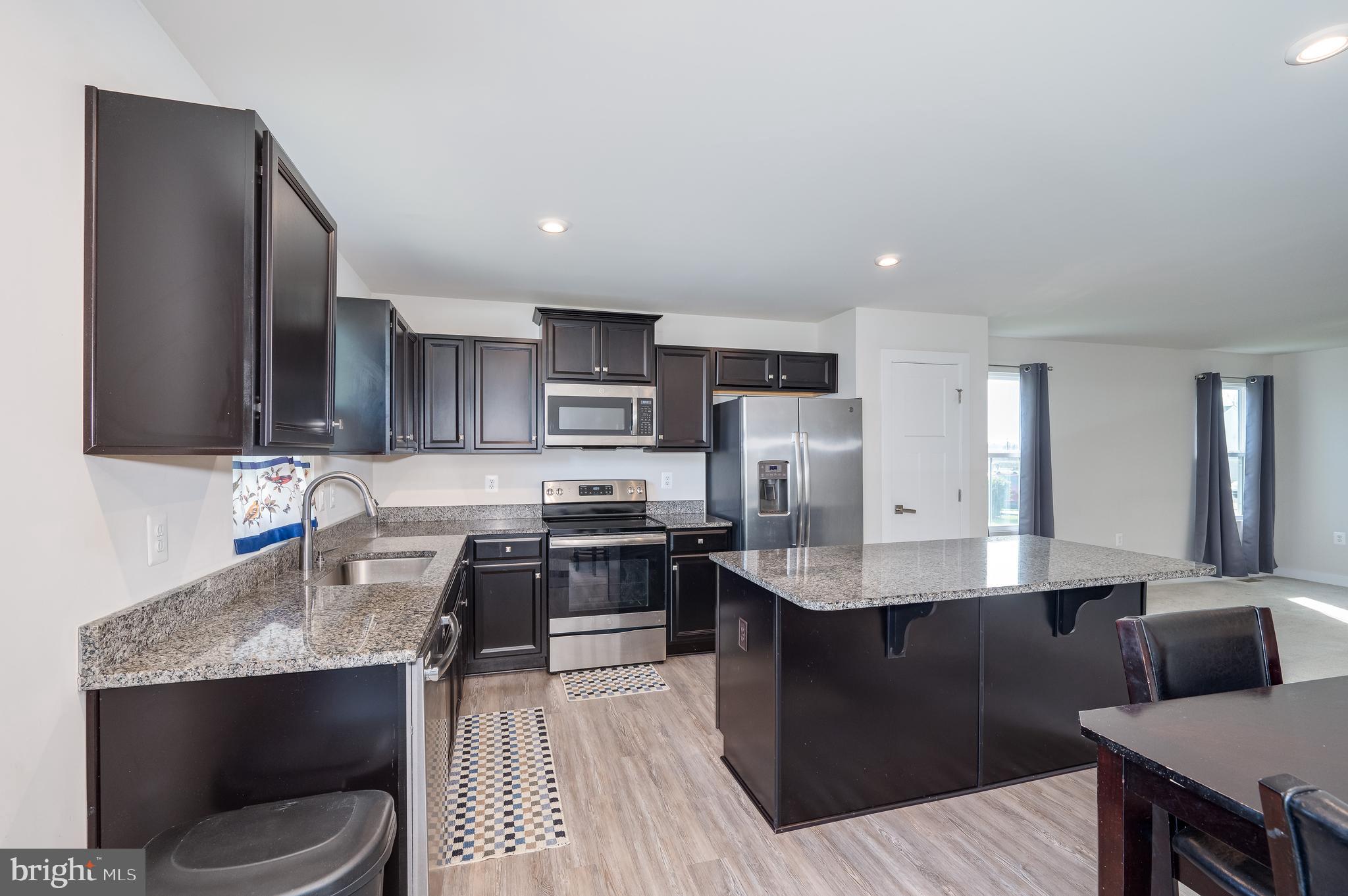 ARCADIA SPRINGS - Residential