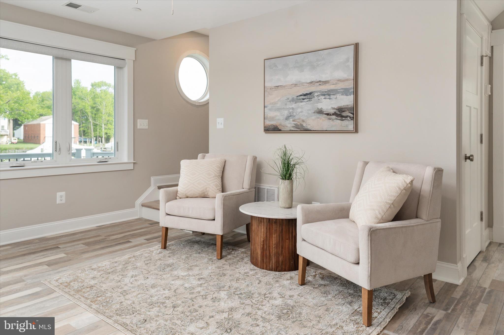 AVALON SHORES - Residential