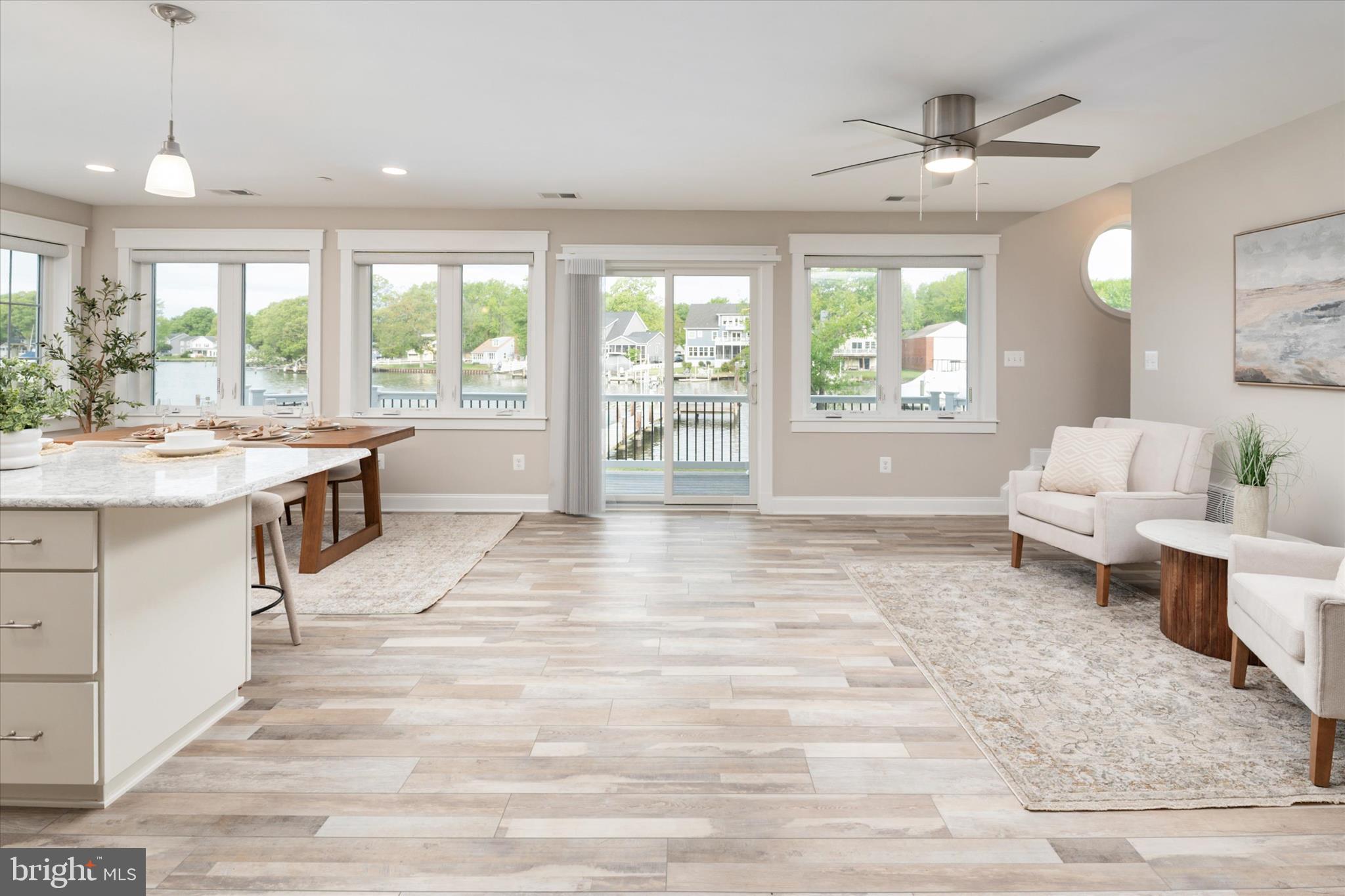 AVALON SHORES - Residential