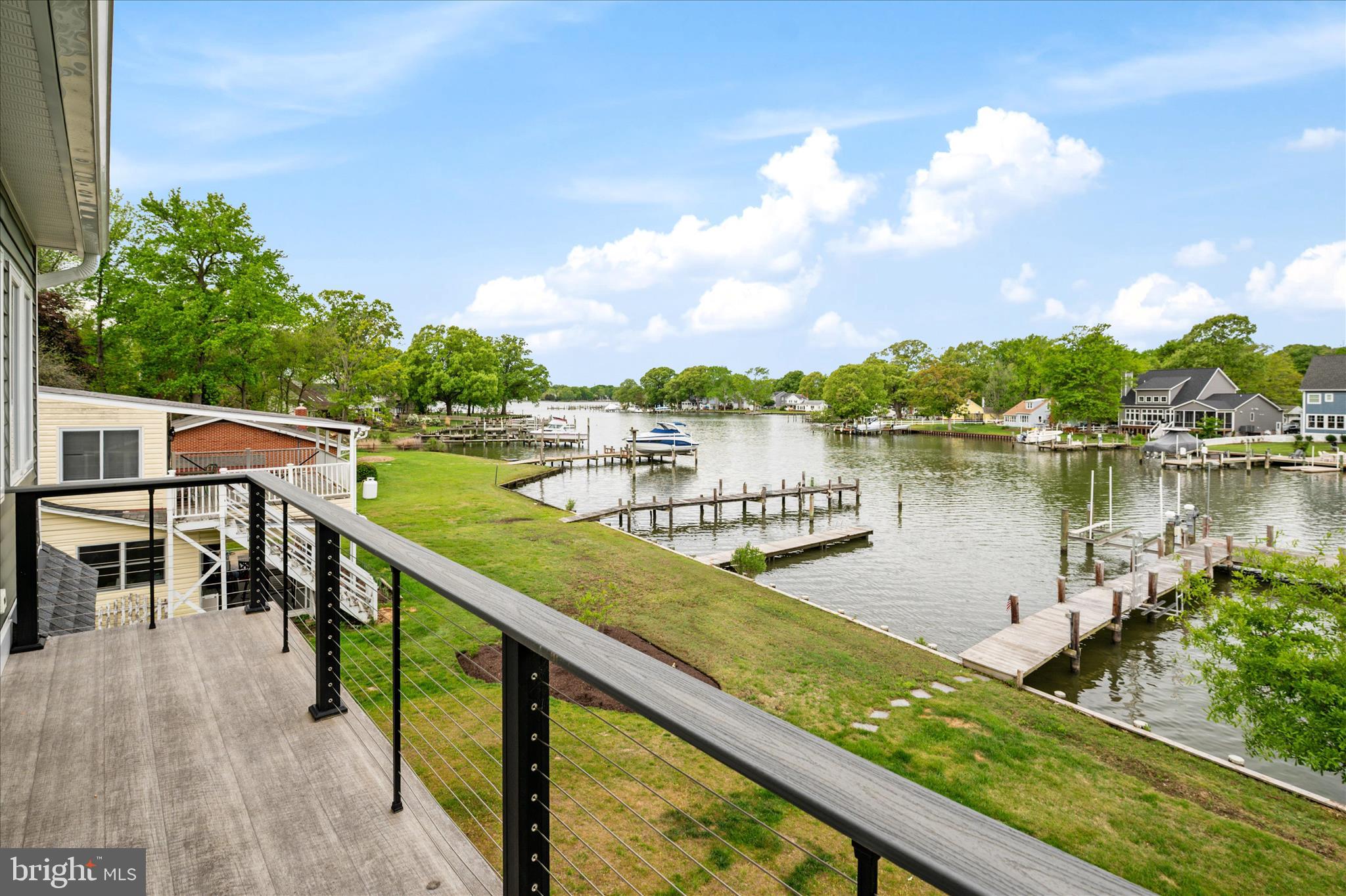 AVALON SHORES - Residential