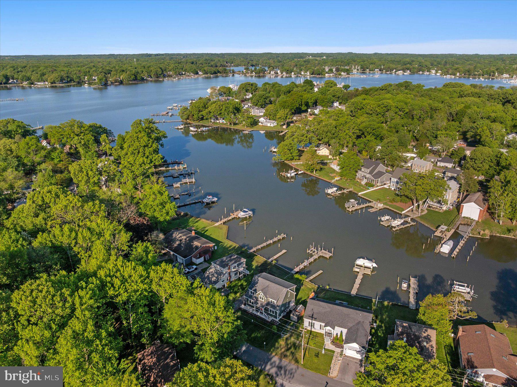 AVALON SHORES - Residential