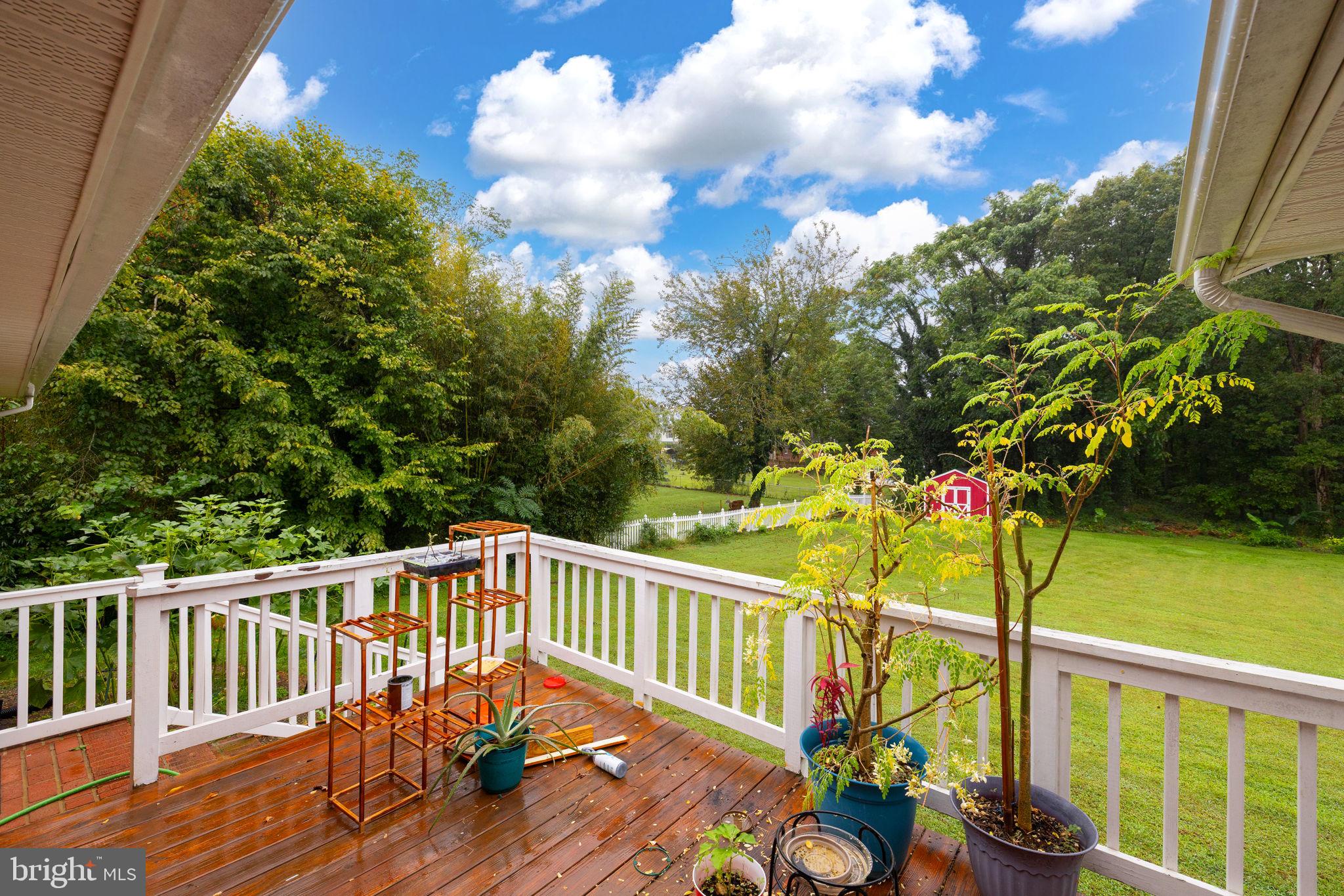 104 HARDWOOD LANE