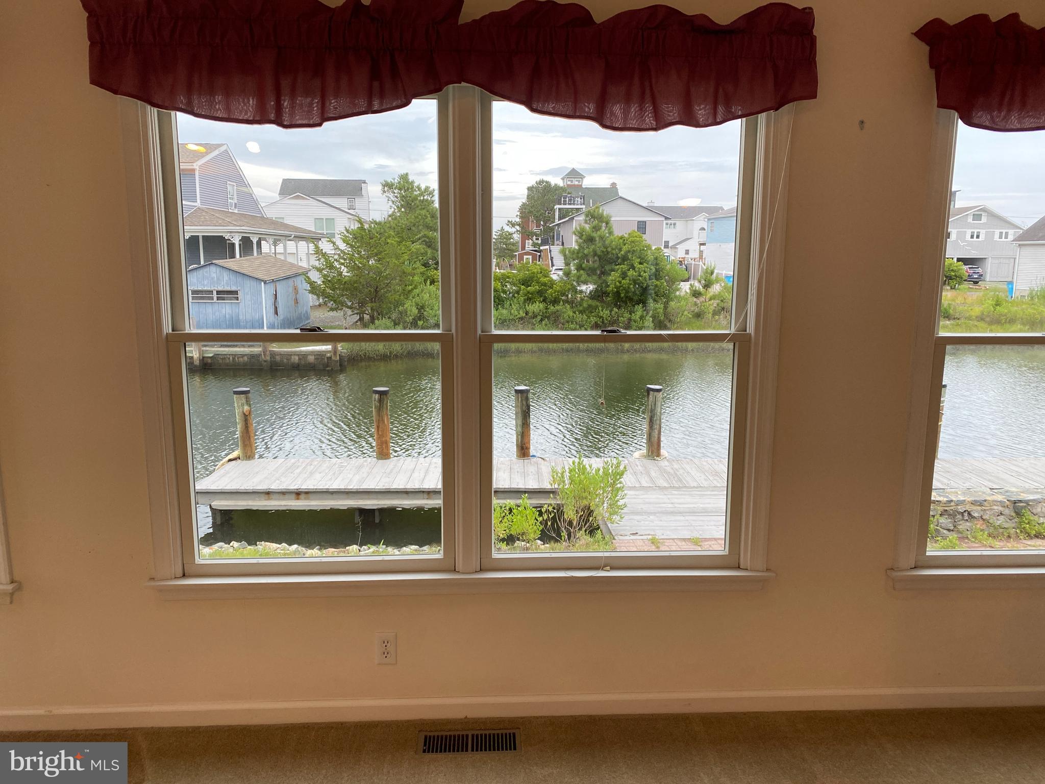 CAPE ISLE OF WIGHT - Residential