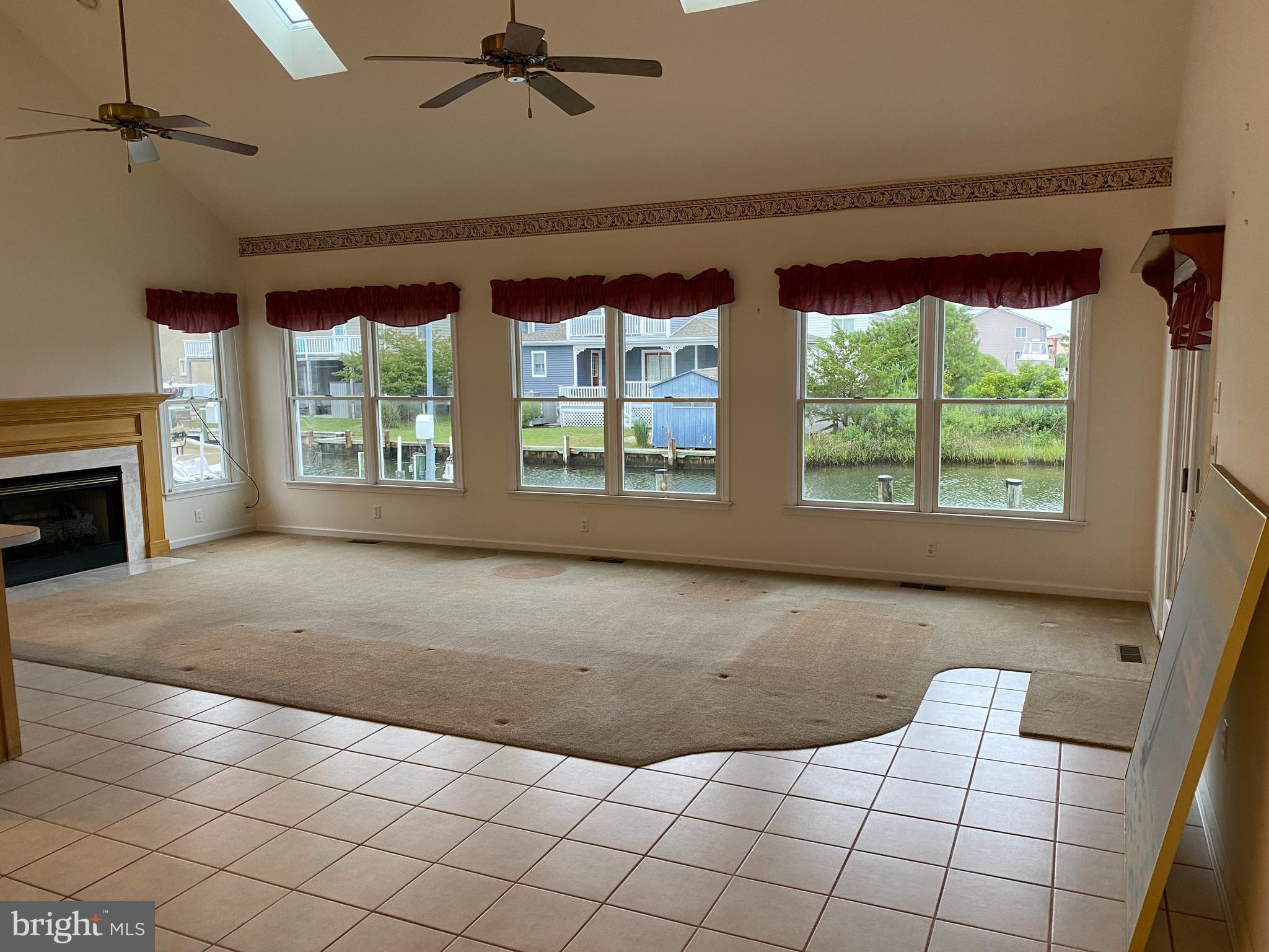 CAPE ISLE OF WIGHT - Residential