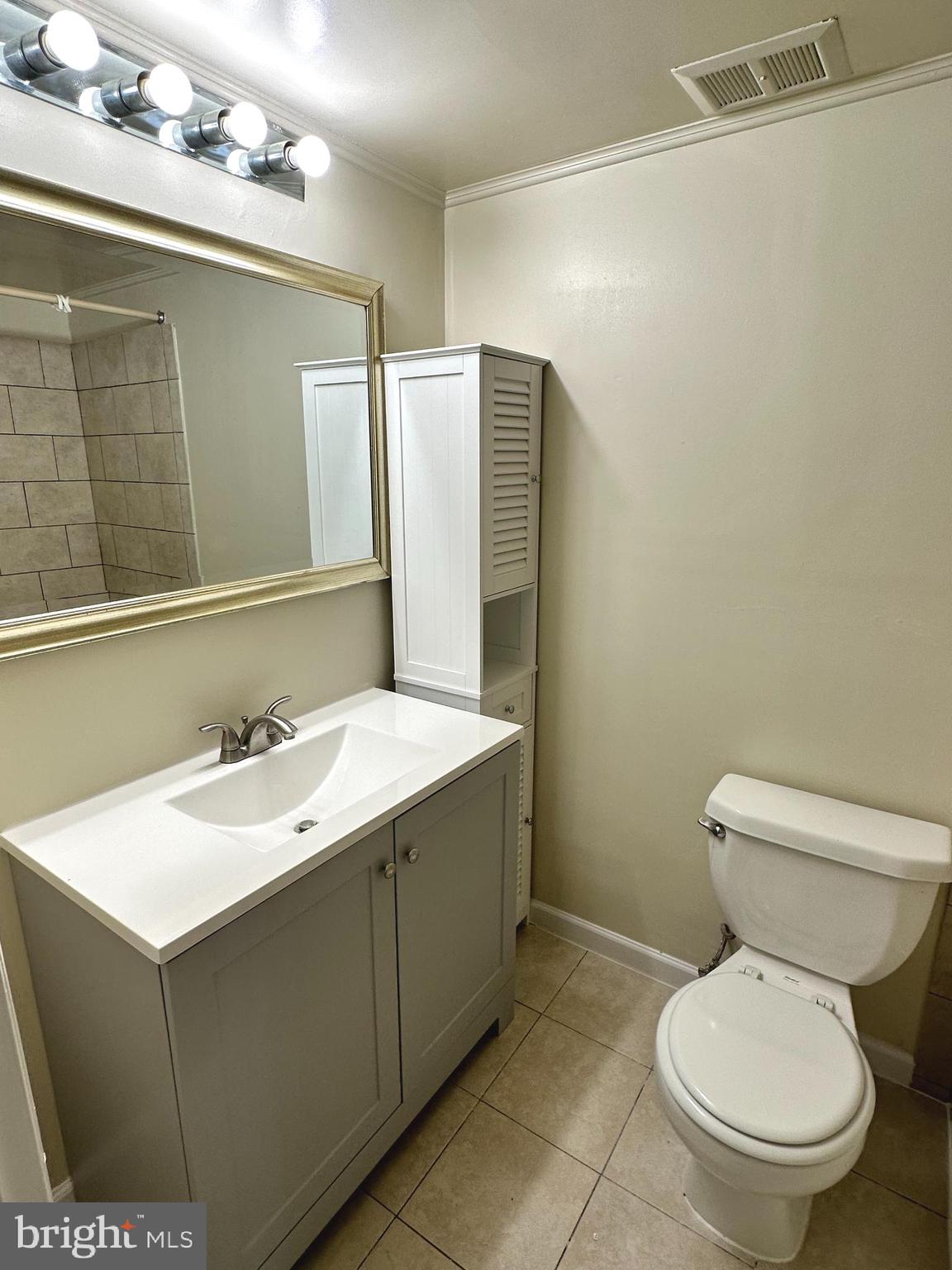 BETHESDA PARK - Residential