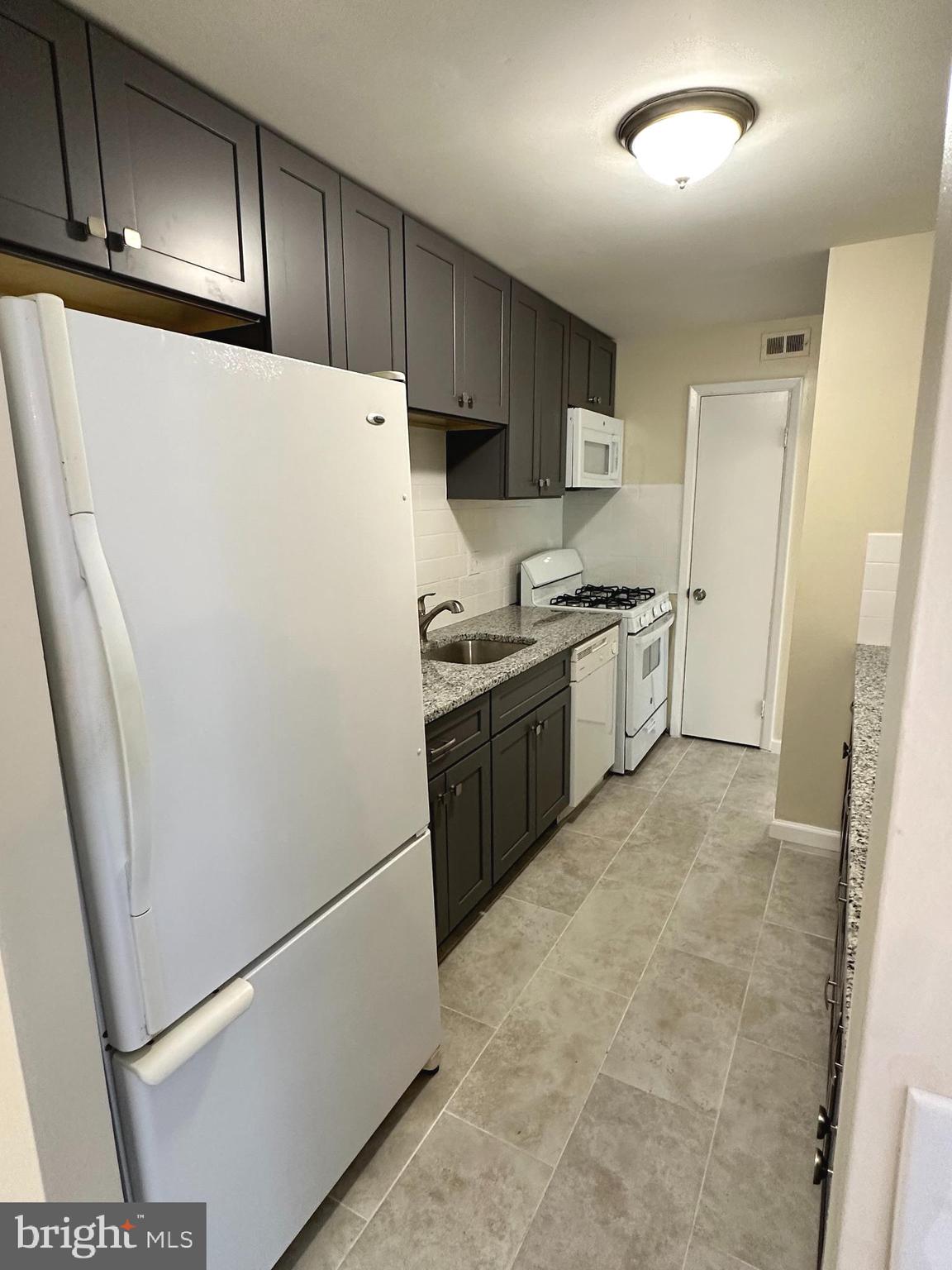 BETHESDA PARK - Residential