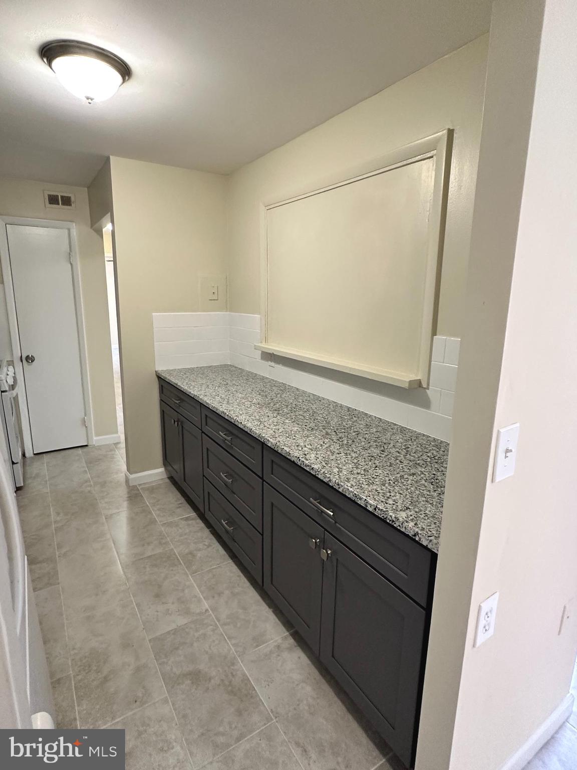 BETHESDA PARK - Residential