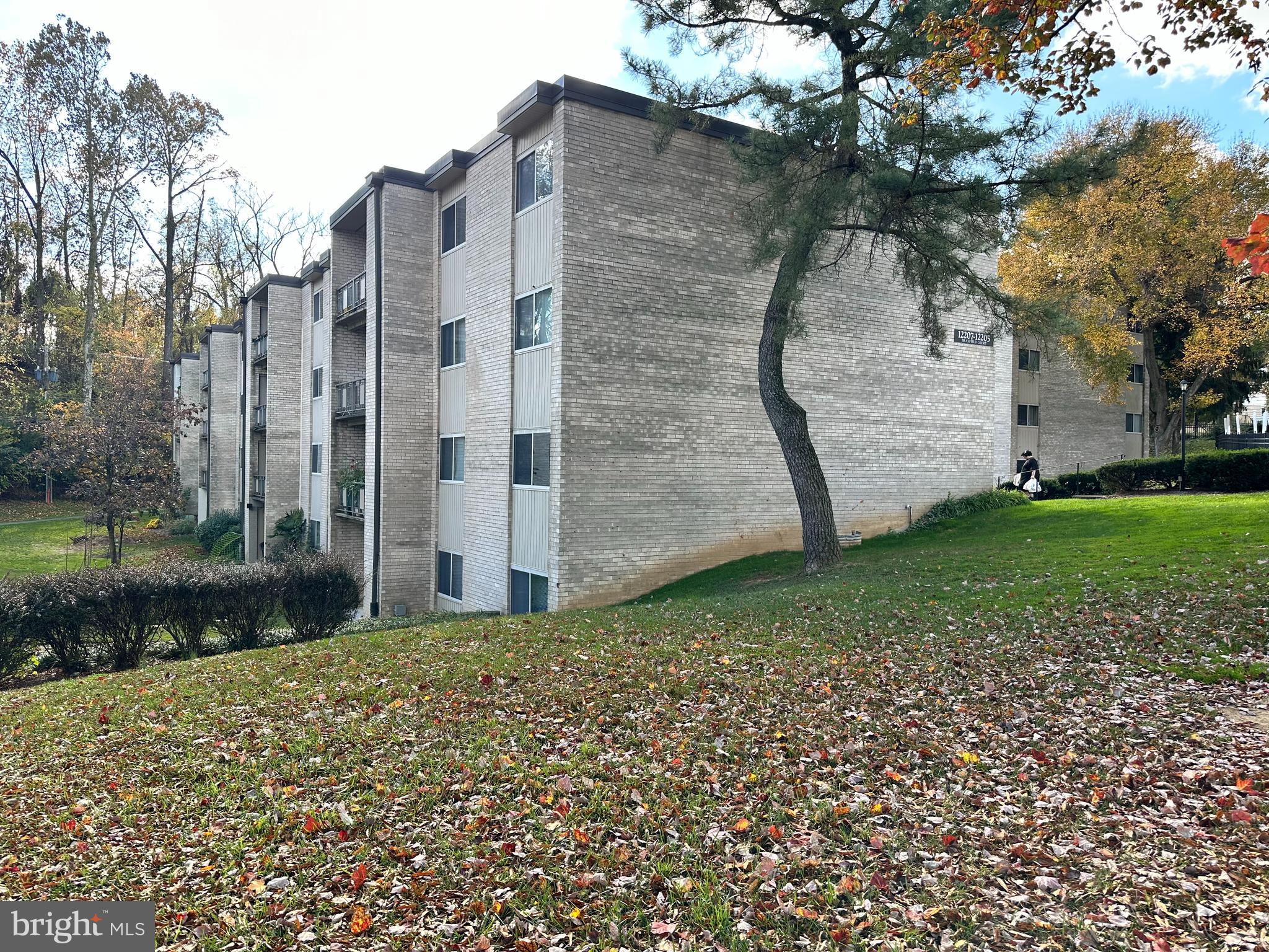 BETHESDA PARK - Residential