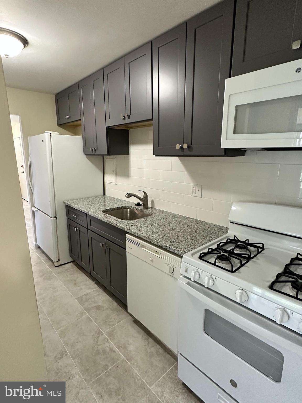 BETHESDA PARK - Residential