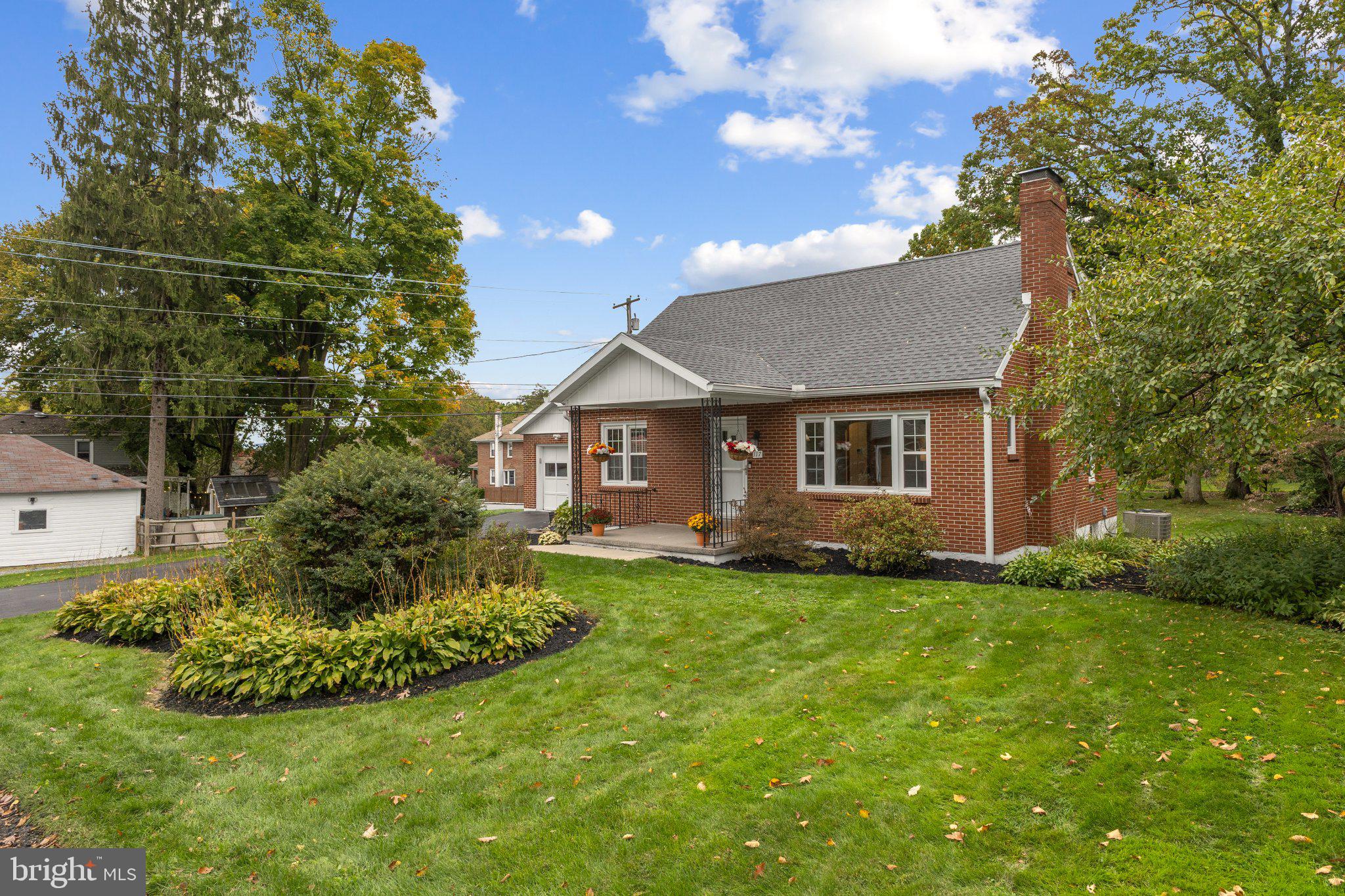 117 DEEPWOOD DRIVE