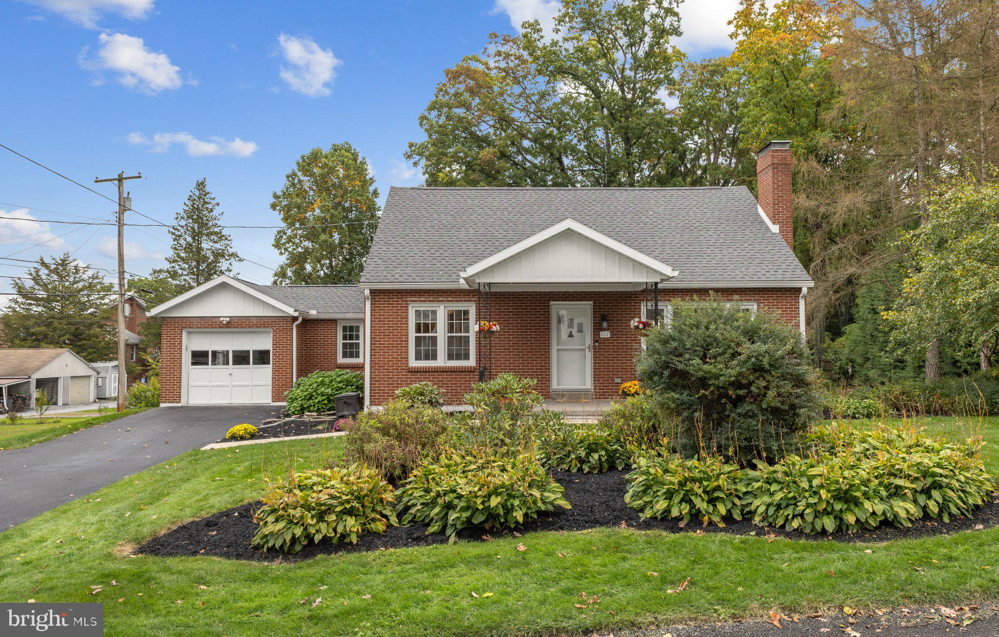 117 DEEPWOOD DRIVE