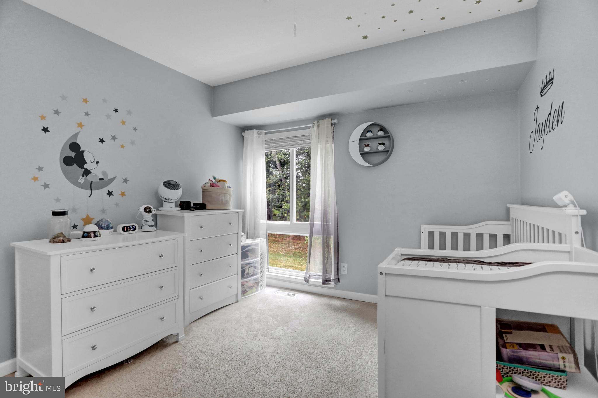 TWELVE TREES - Residential