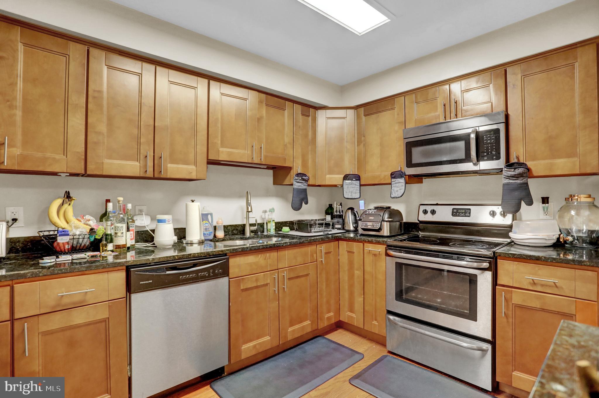 TWELVE TREES - Residential