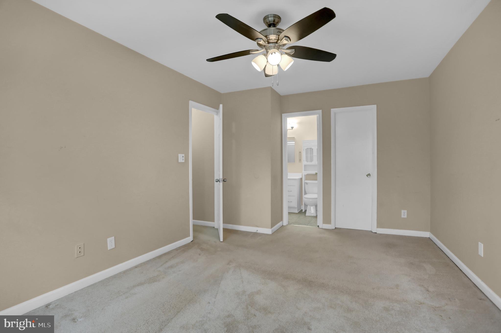 TWELVE TREES - Residential