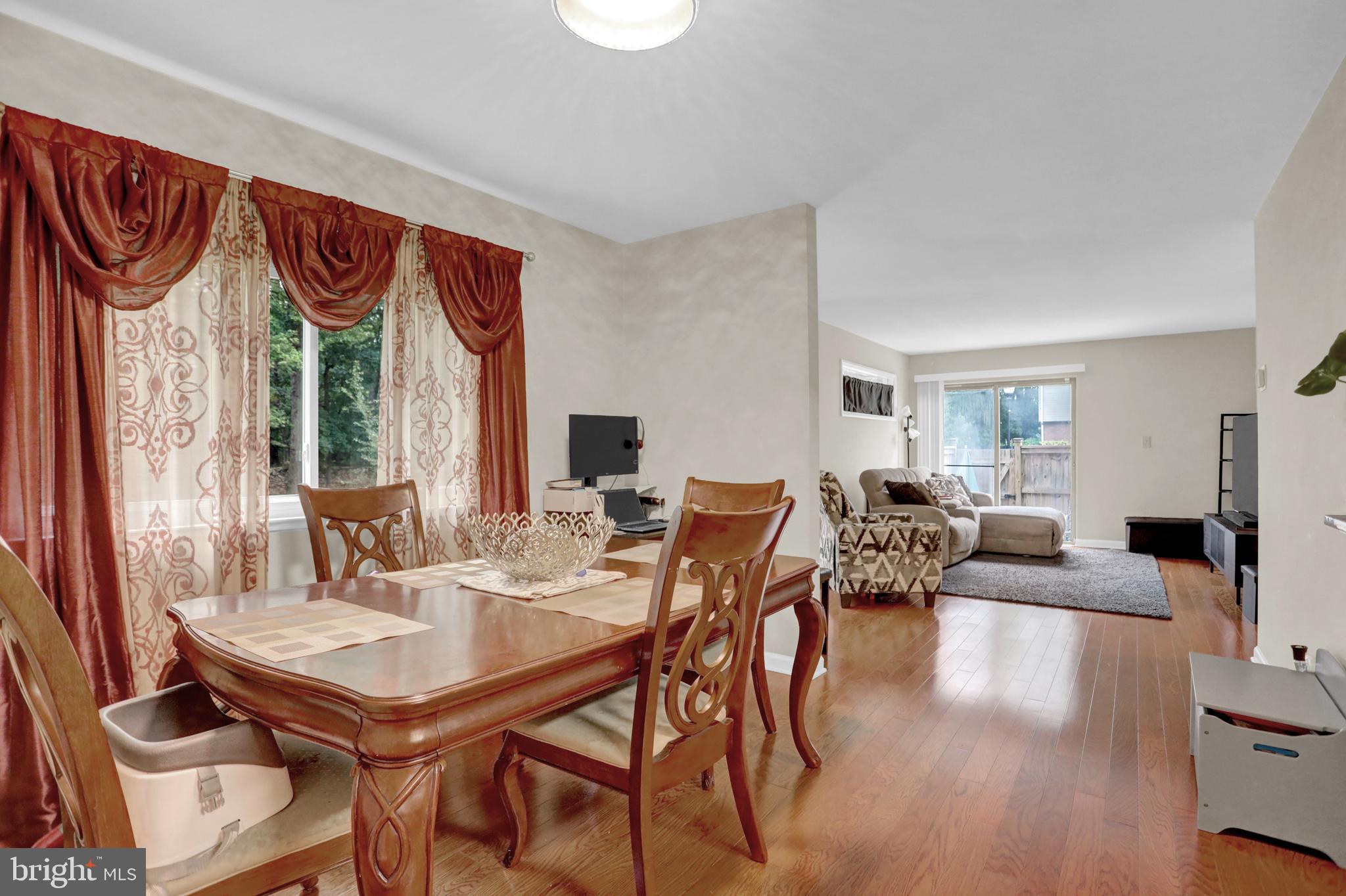 TWELVE TREES - Residential