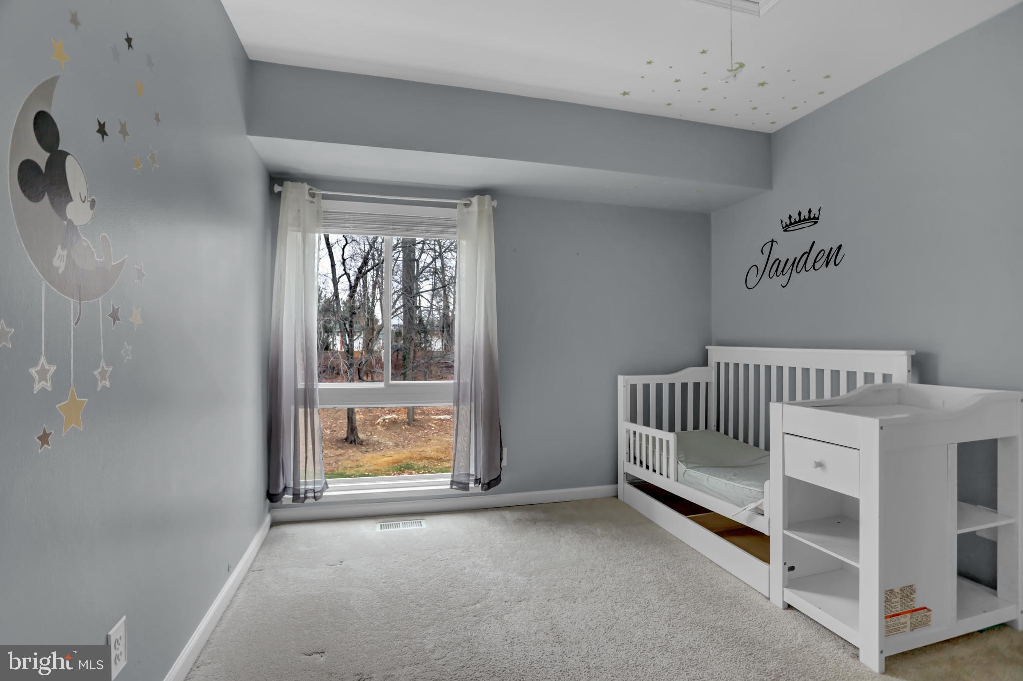 TWELVE TREES - Residential