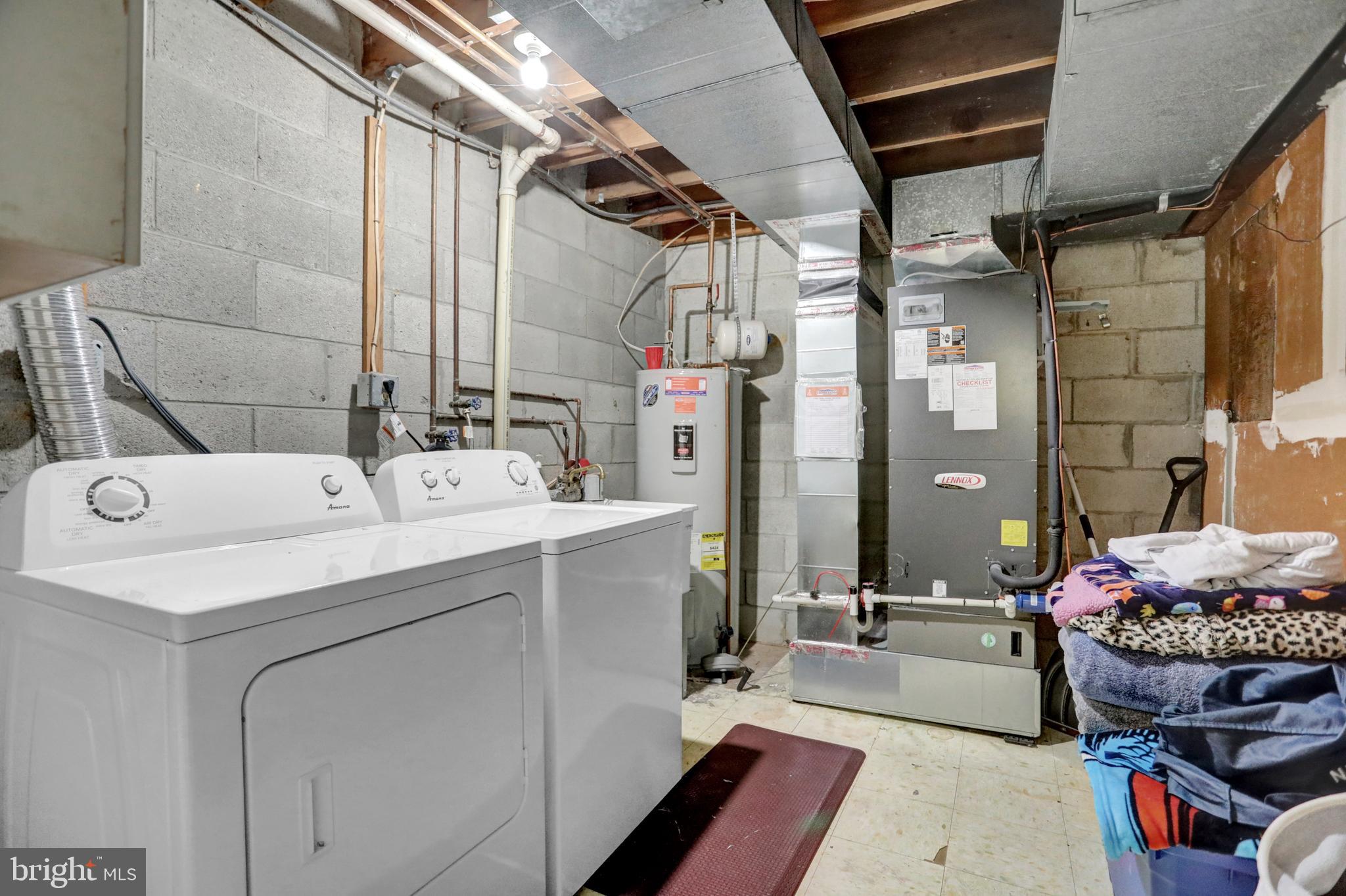 TWELVE TREES - Residential