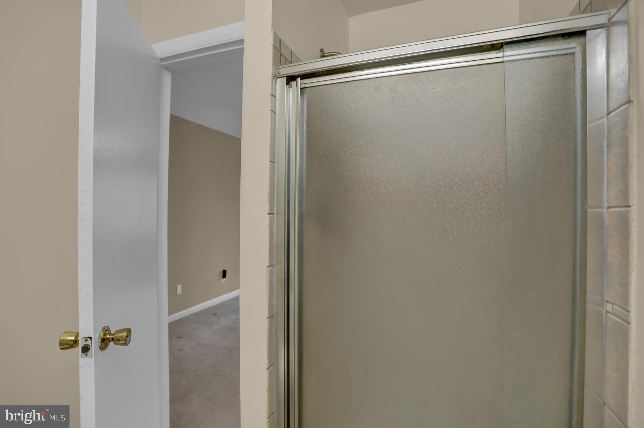 TWELVE TREES - Residential