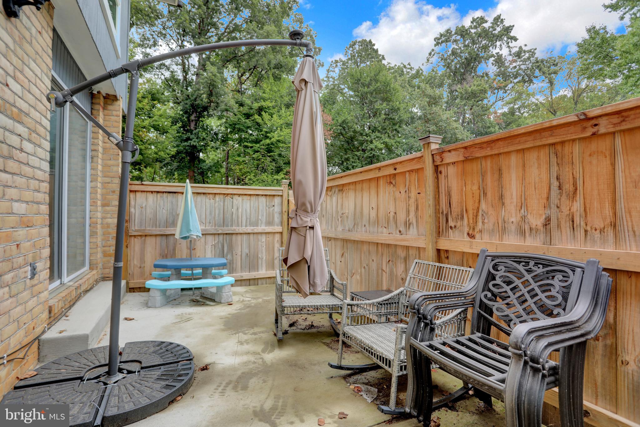 TWELVE TREES - Residential