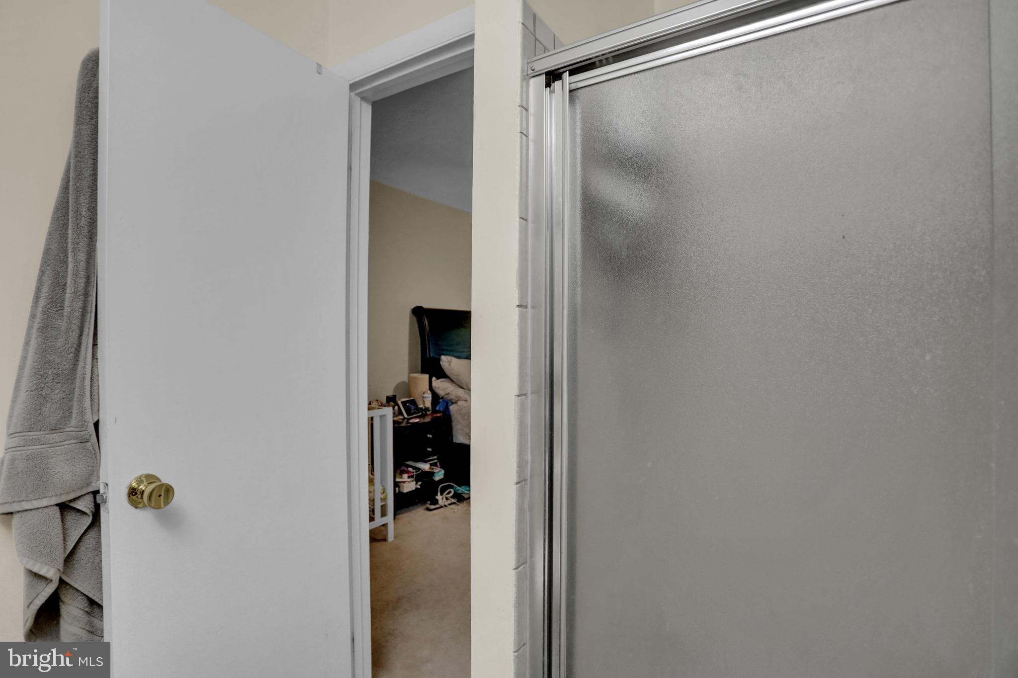 TWELVE TREES - Residential