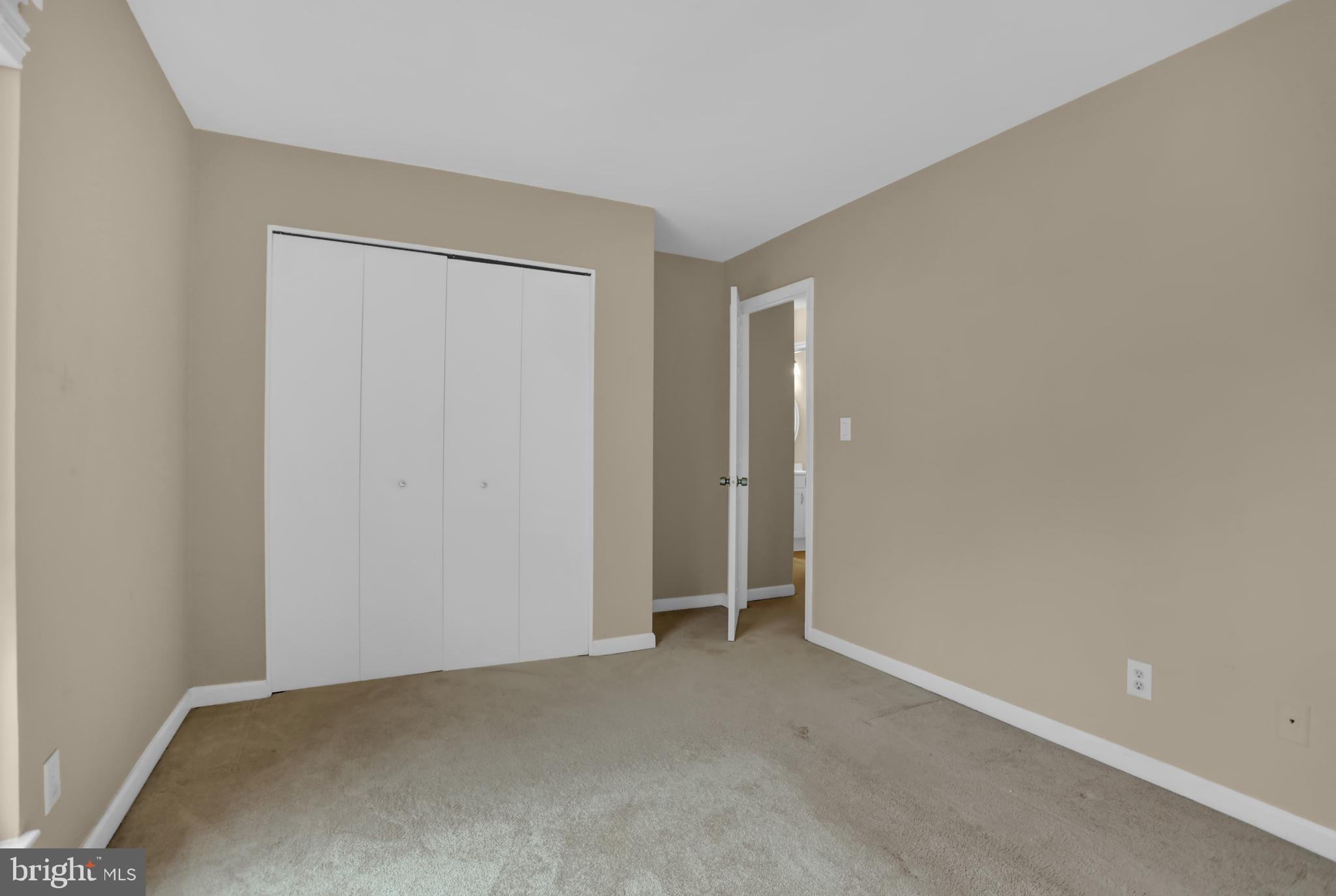 TWELVE TREES - Residential