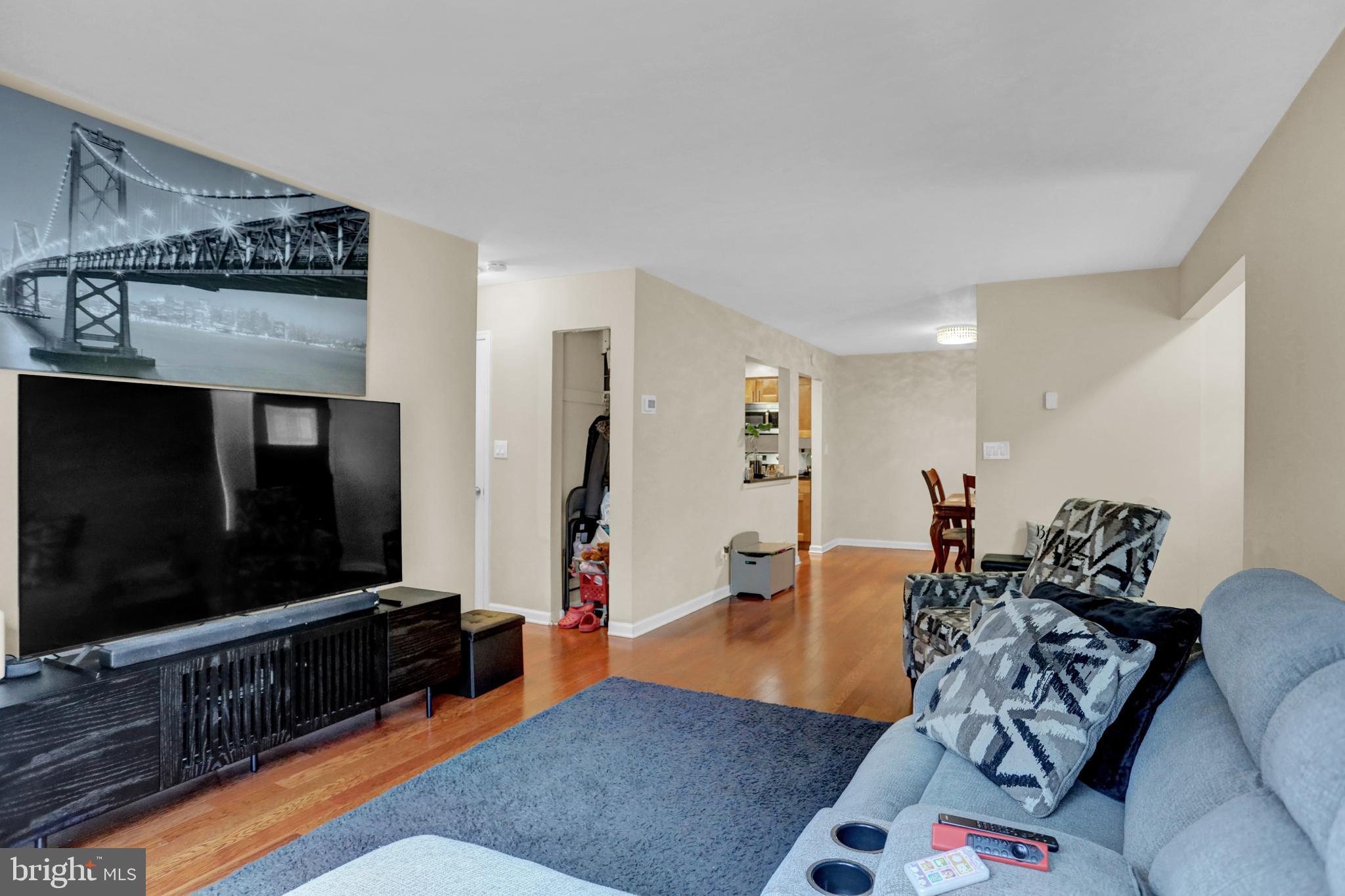 TWELVE TREES - Residential