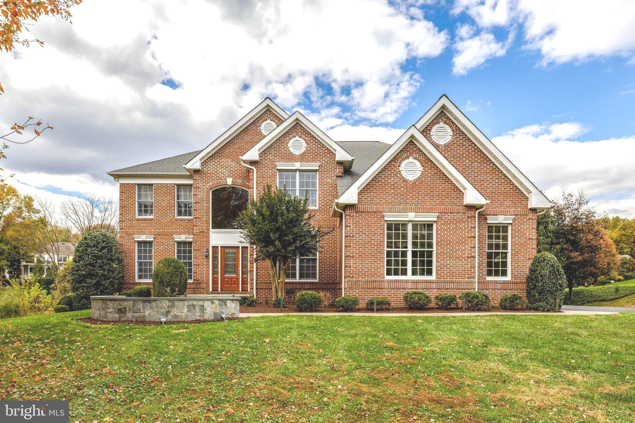 HUNTER MILL ESTATES - Residential