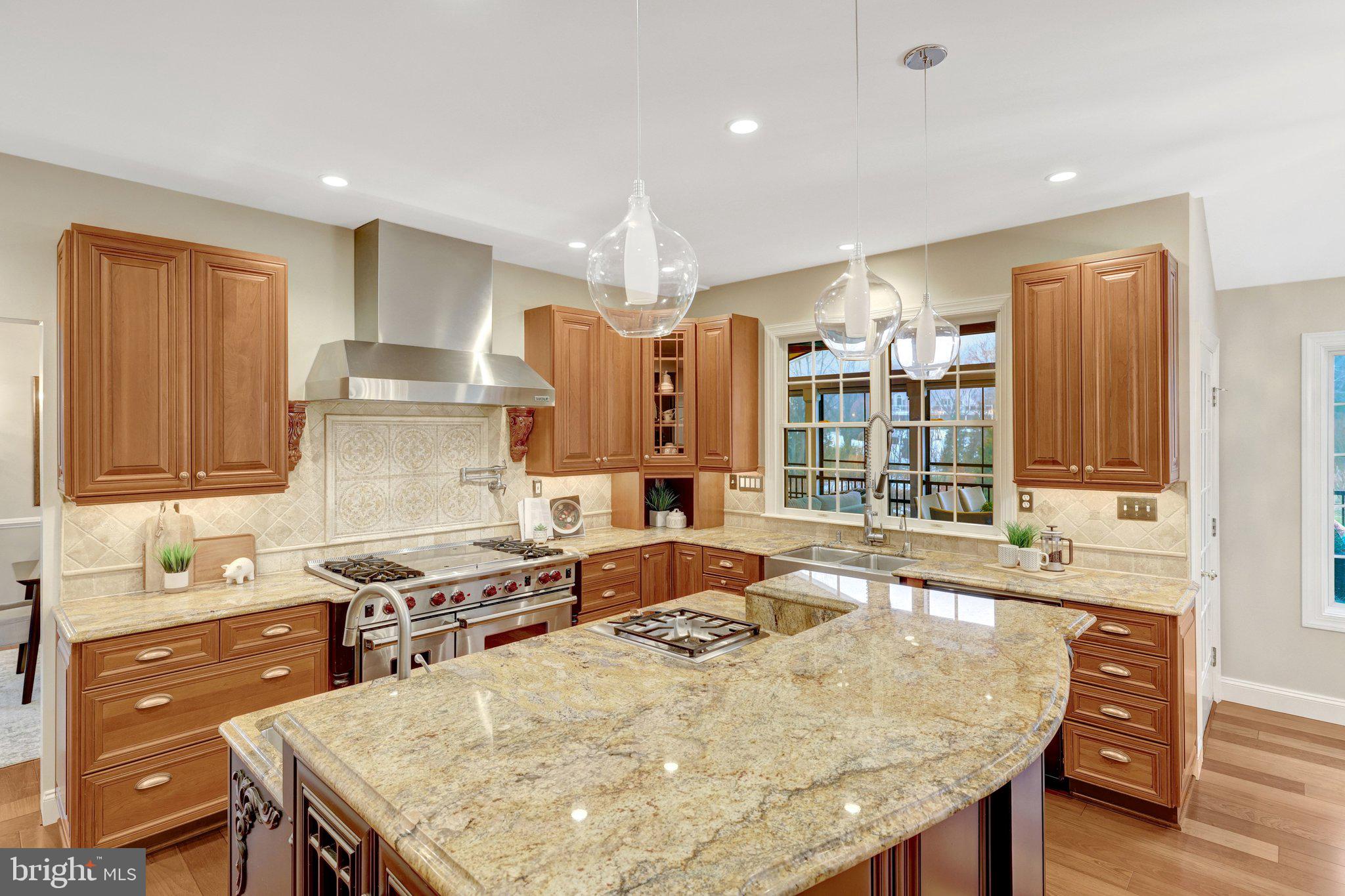 HUNTER MILL ESTATES - Residential