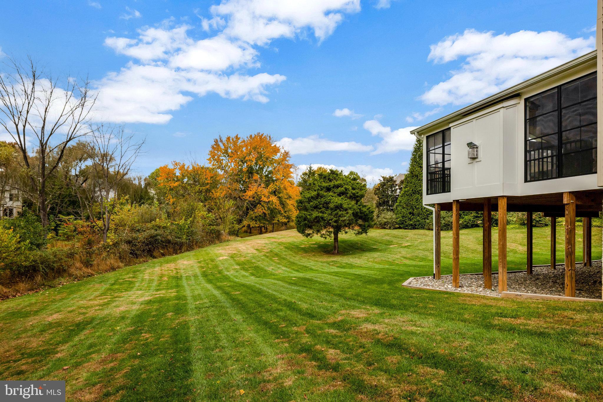 HUNTER MILL ESTATES - Residential