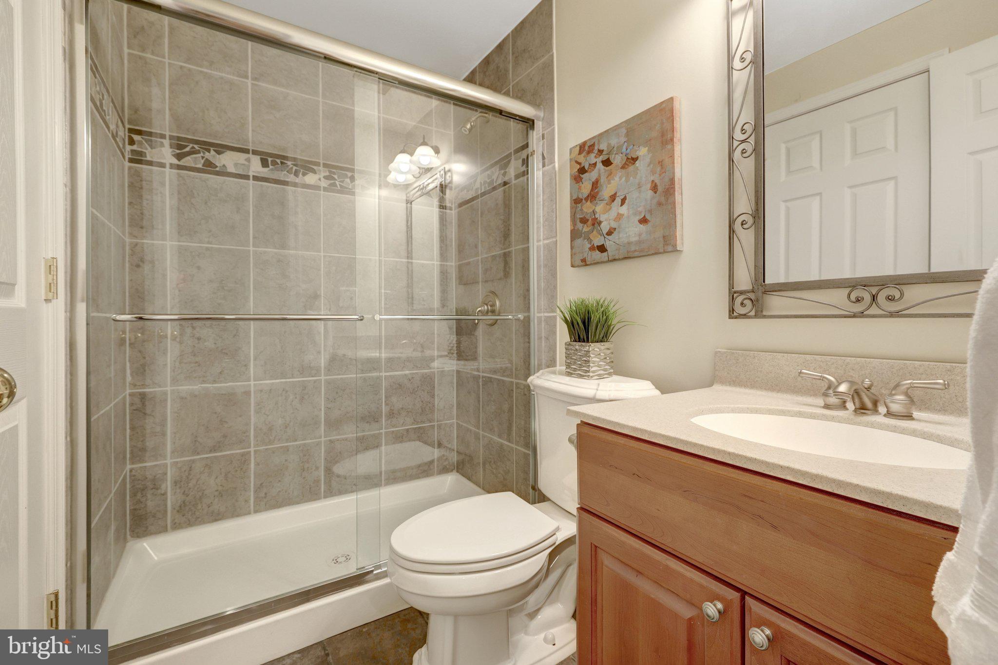 HUNTER MILL ESTATES - Residential