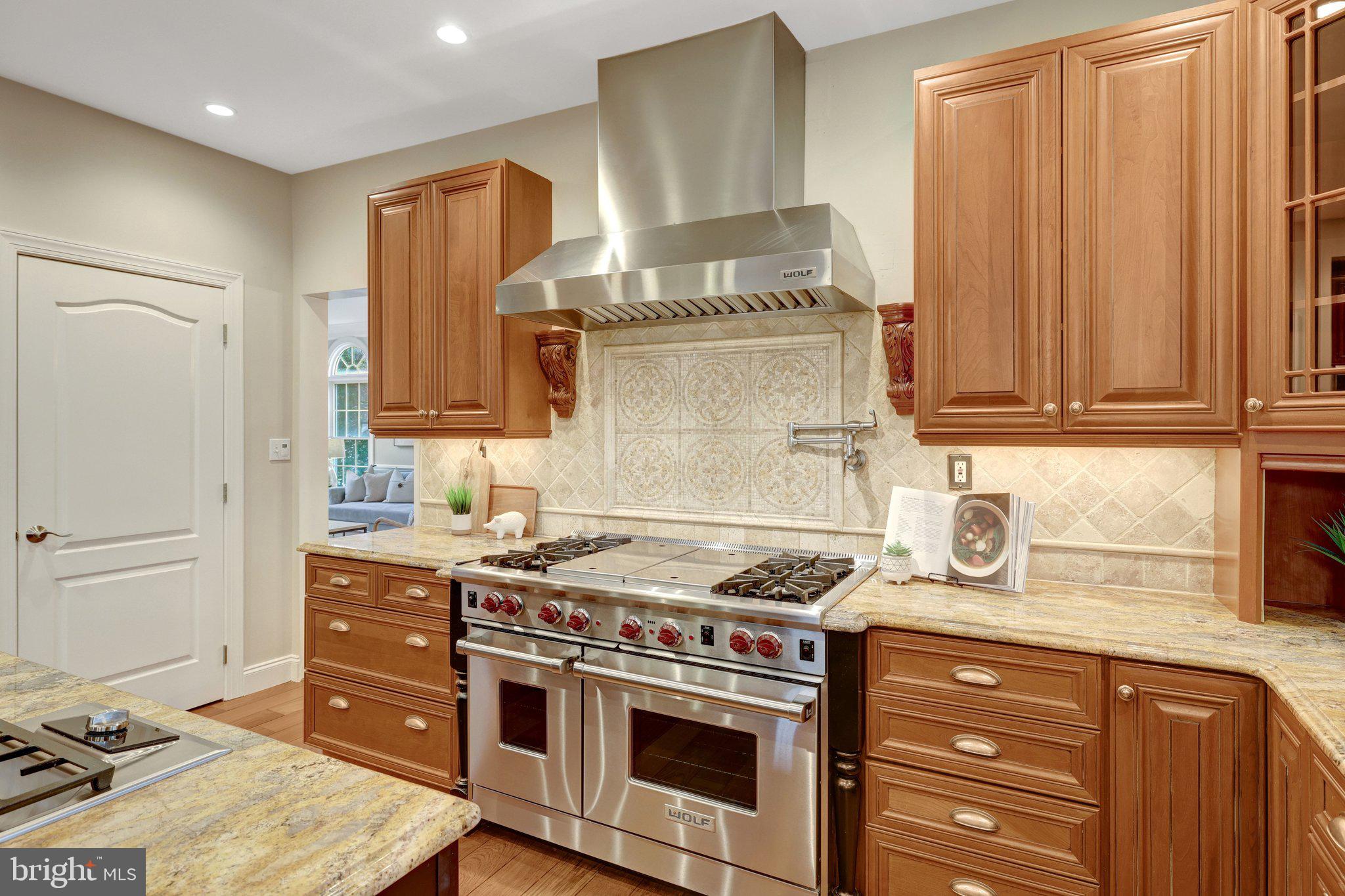 HUNTER MILL ESTATES - Residential