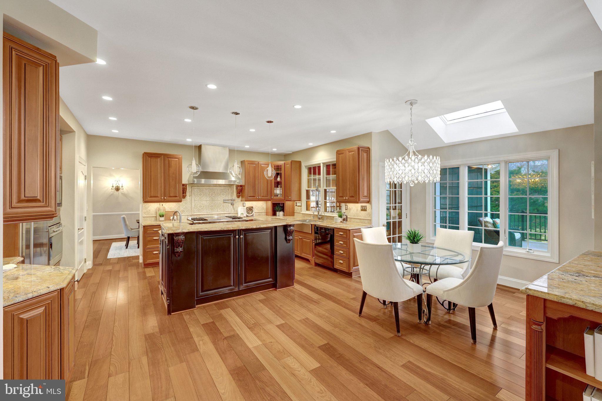 HUNTER MILL ESTATES - Residential