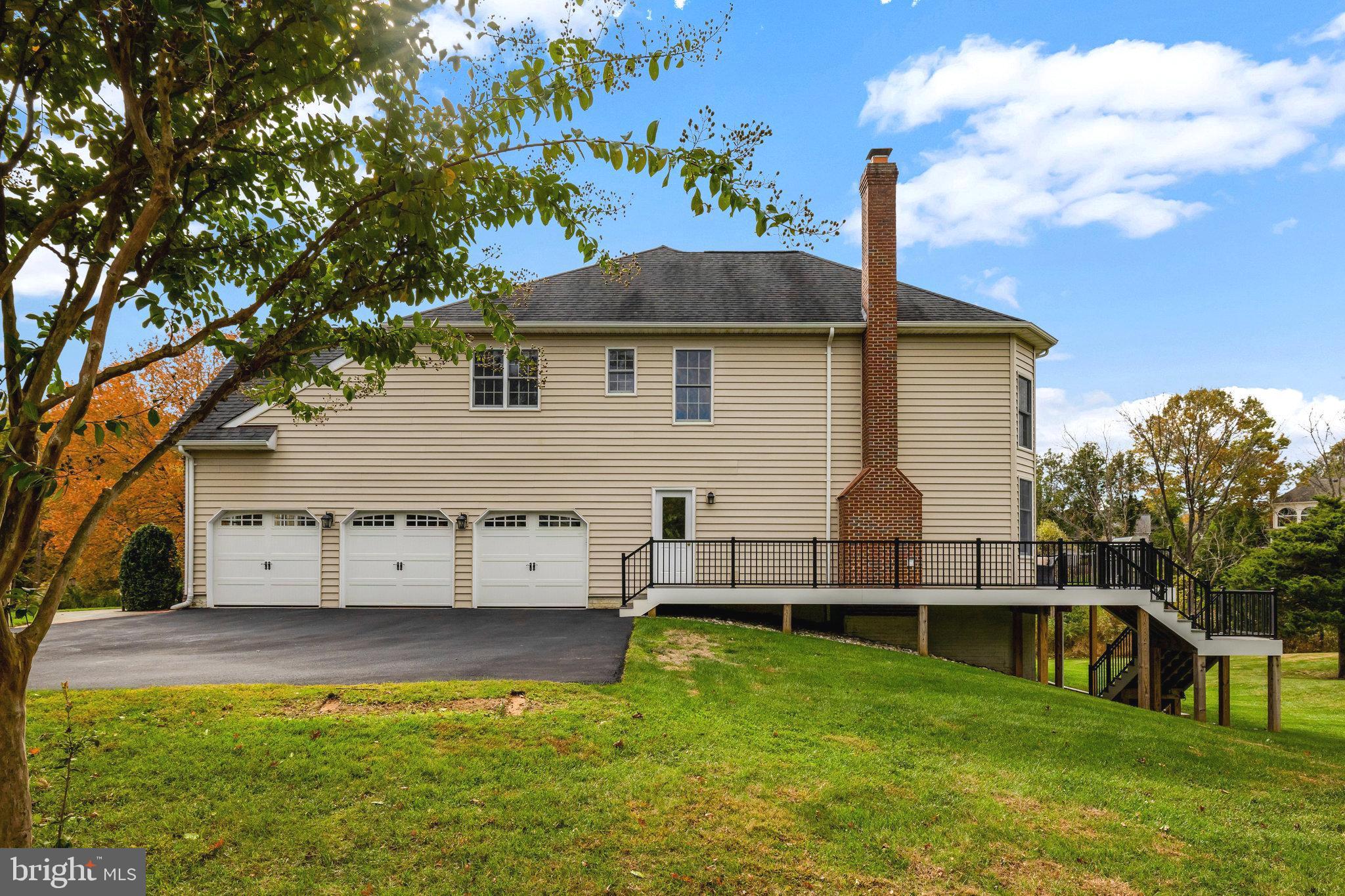 HUNTER MILL ESTATES - Residential