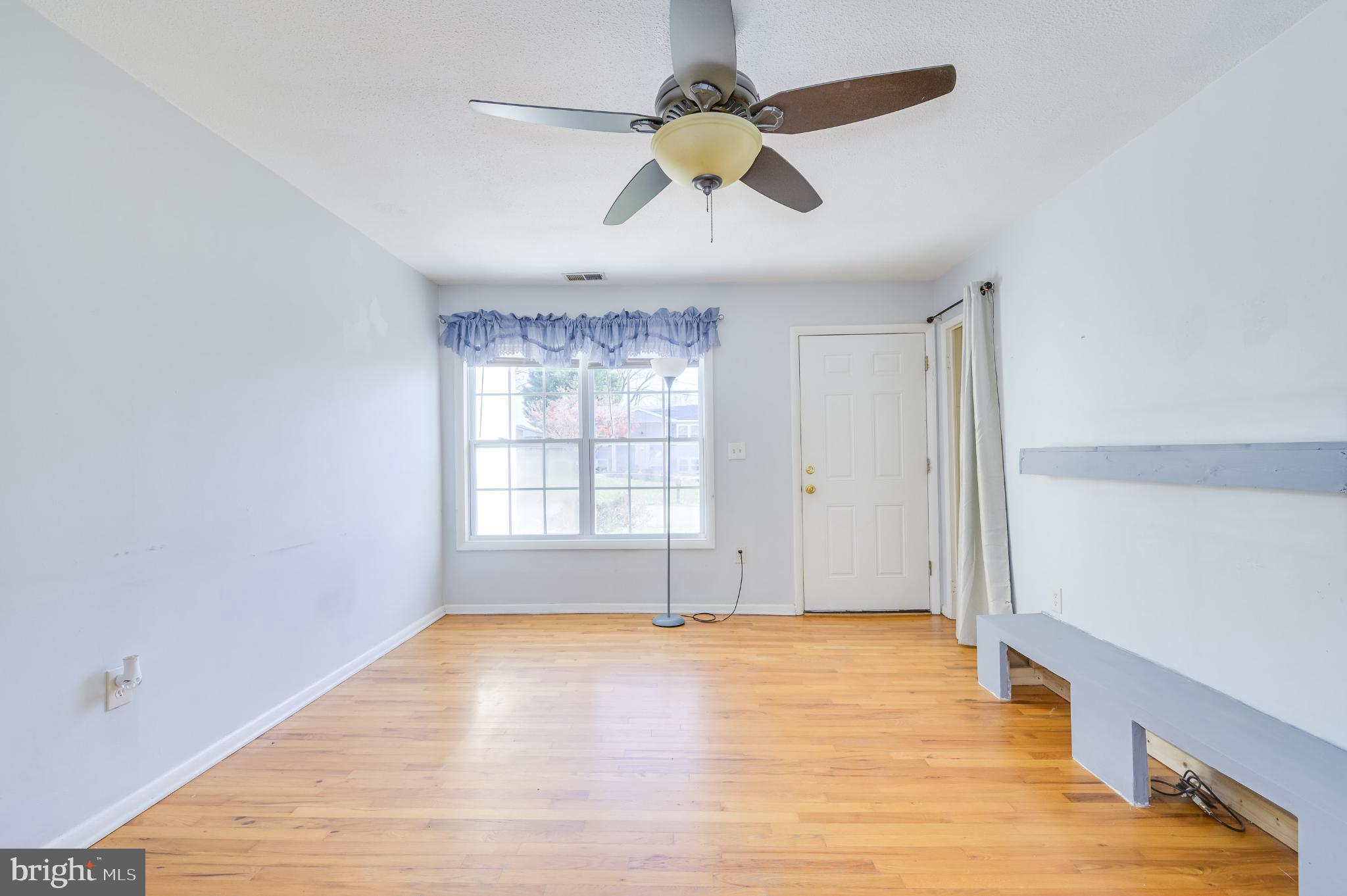 ORCHARD HILLS - Residential