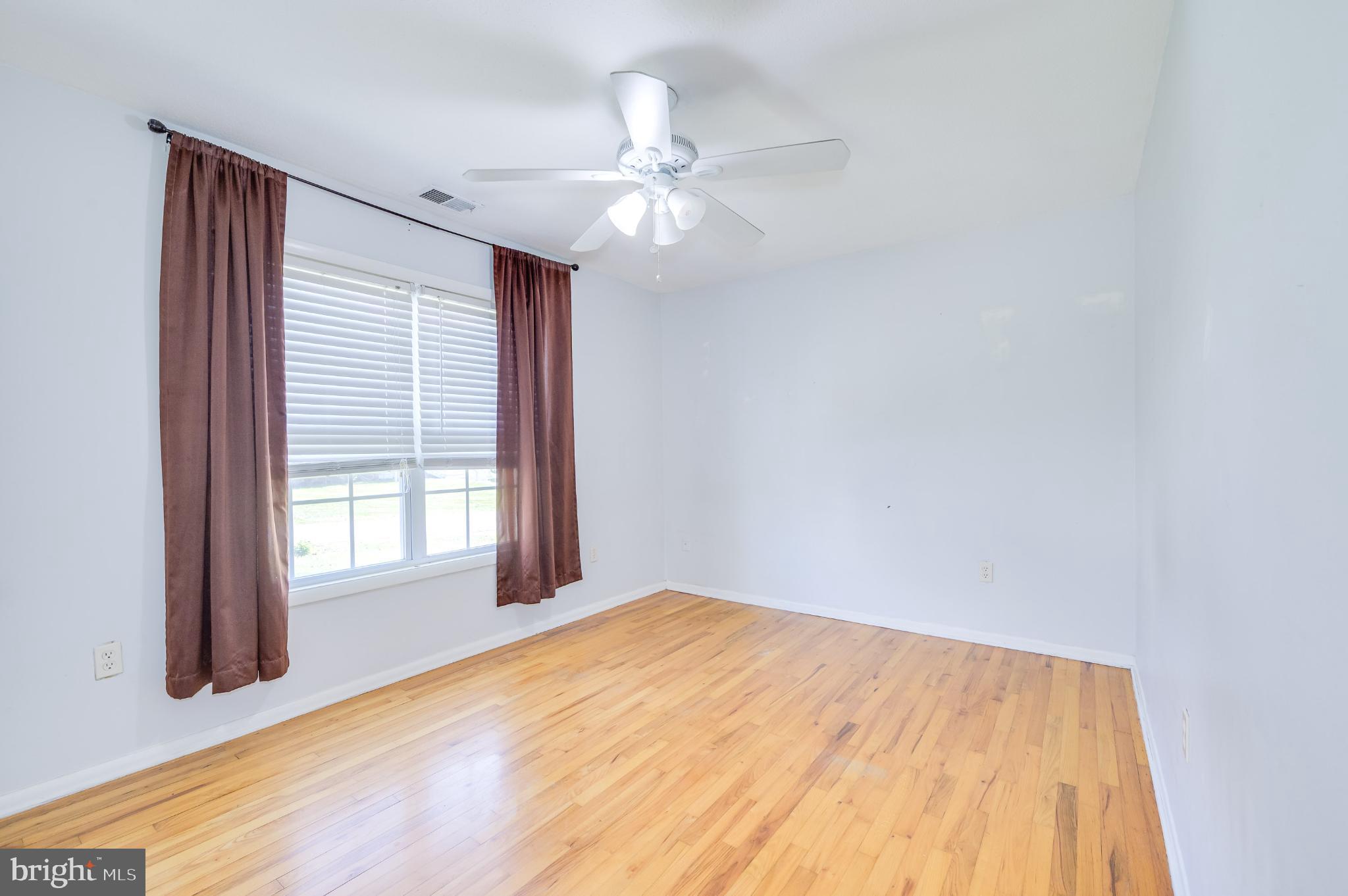 ORCHARD HILLS - Residential