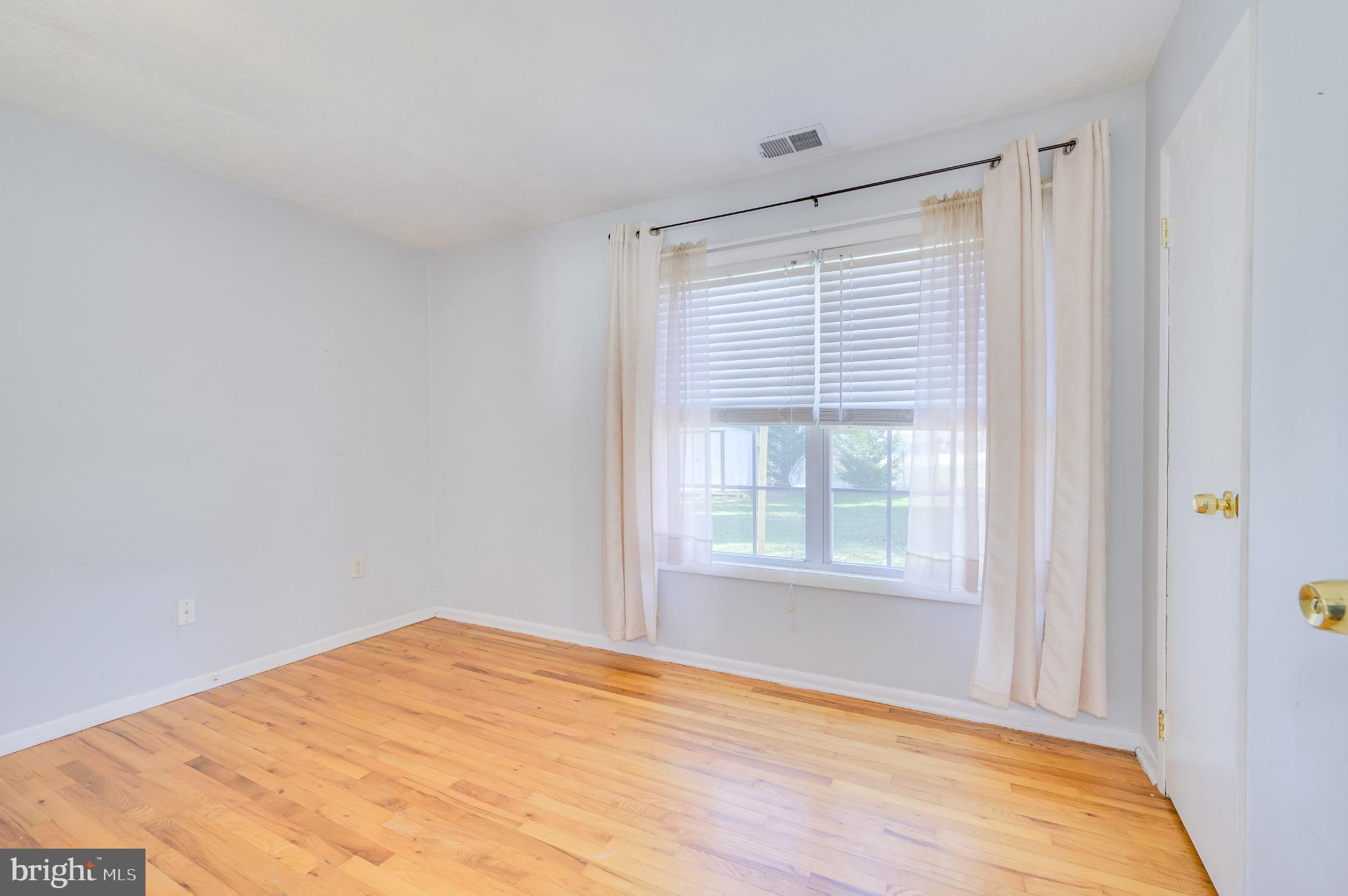 ORCHARD HILLS - Residential