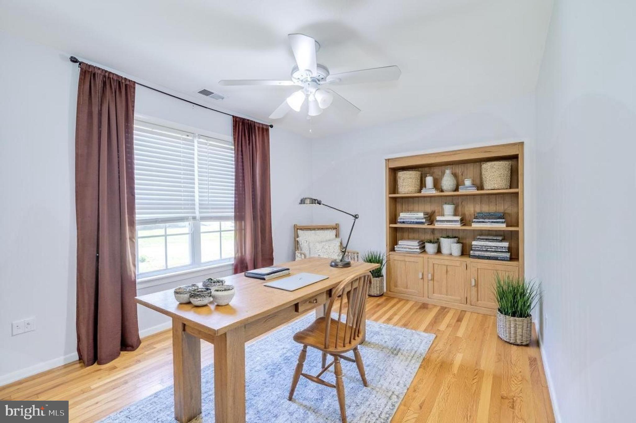 ORCHARD HILLS - Residential