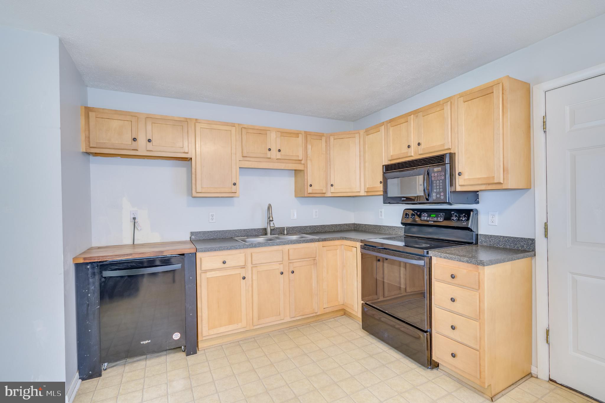 ORCHARD HILLS - Residential