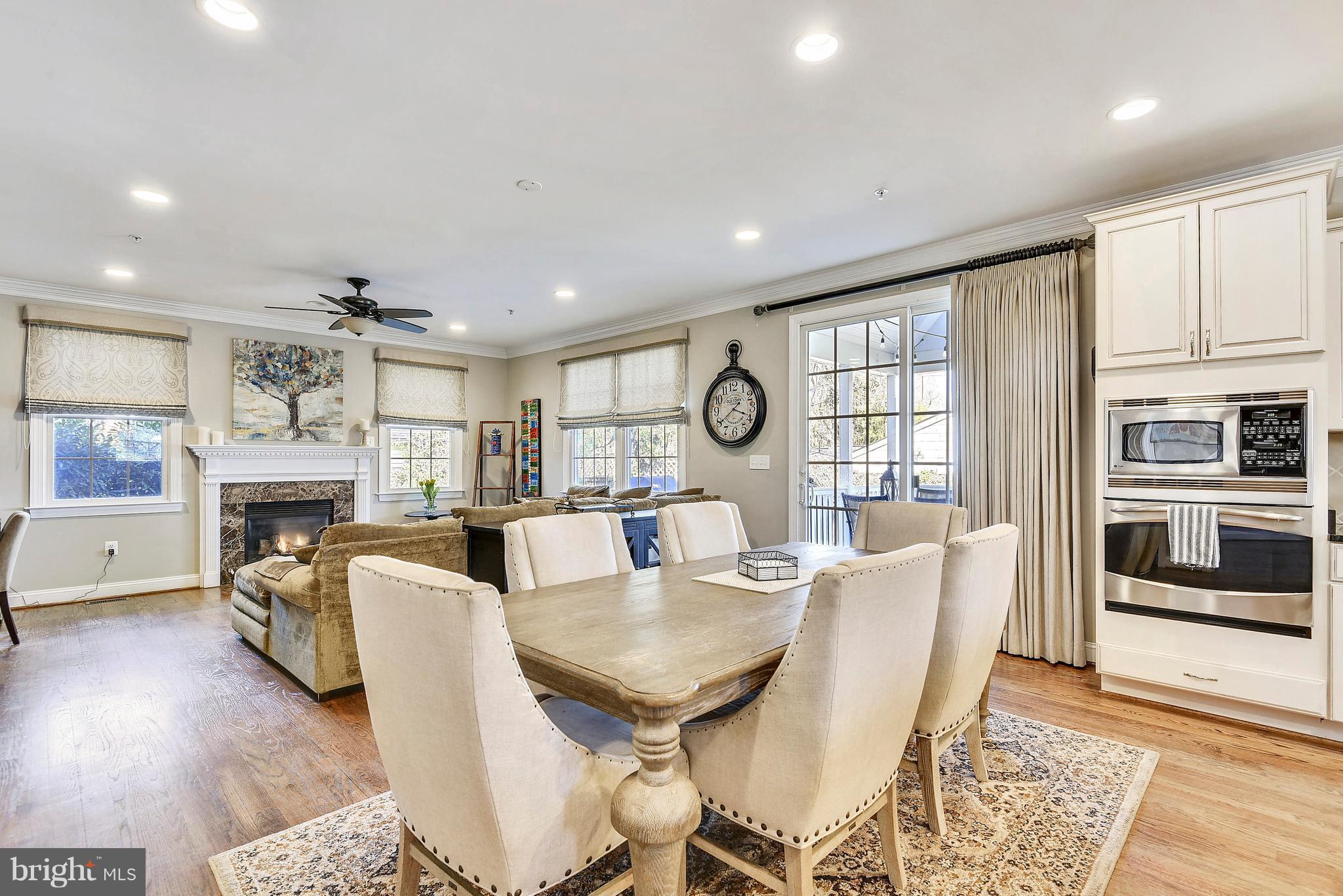 HENDRY ESTATES - Residential