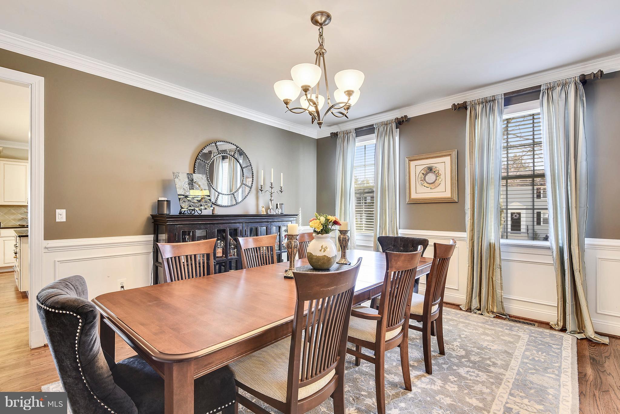 HENDRY ESTATES - Residential