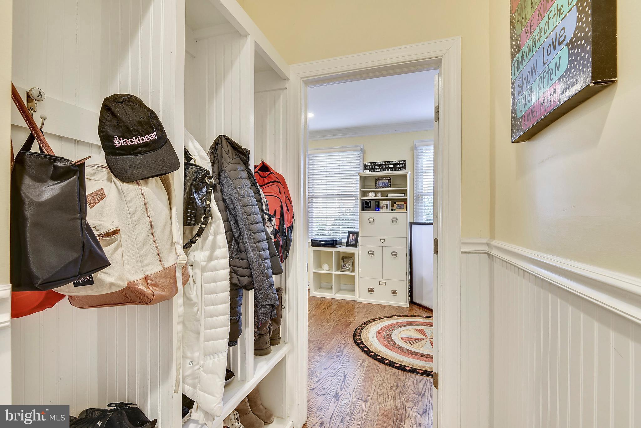 HENDRY ESTATES - Residential