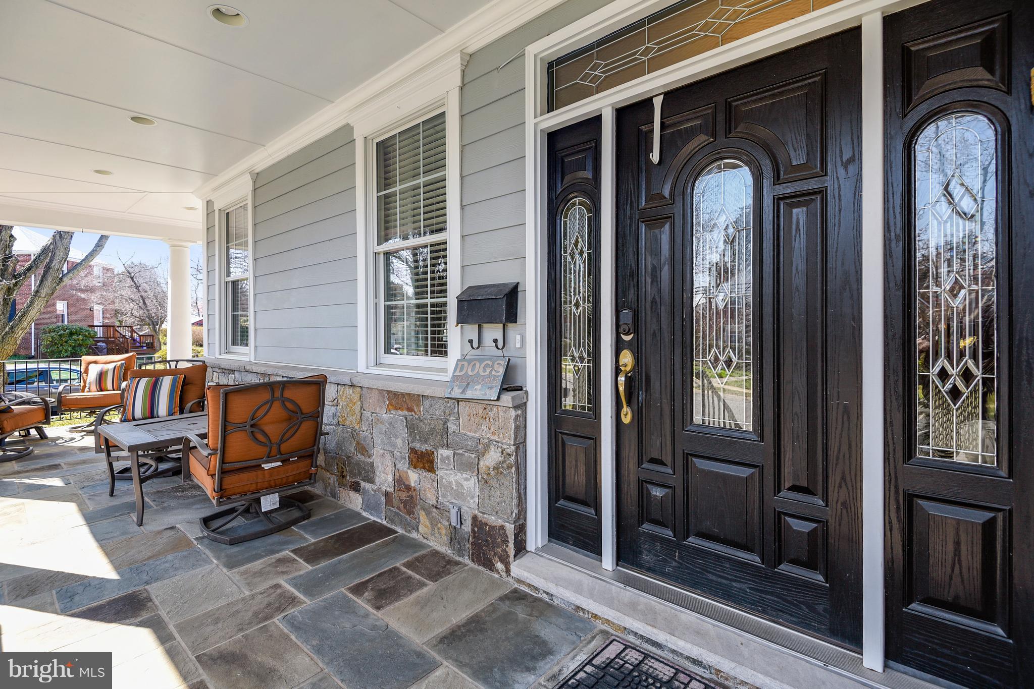 HENDRY ESTATES - Residential