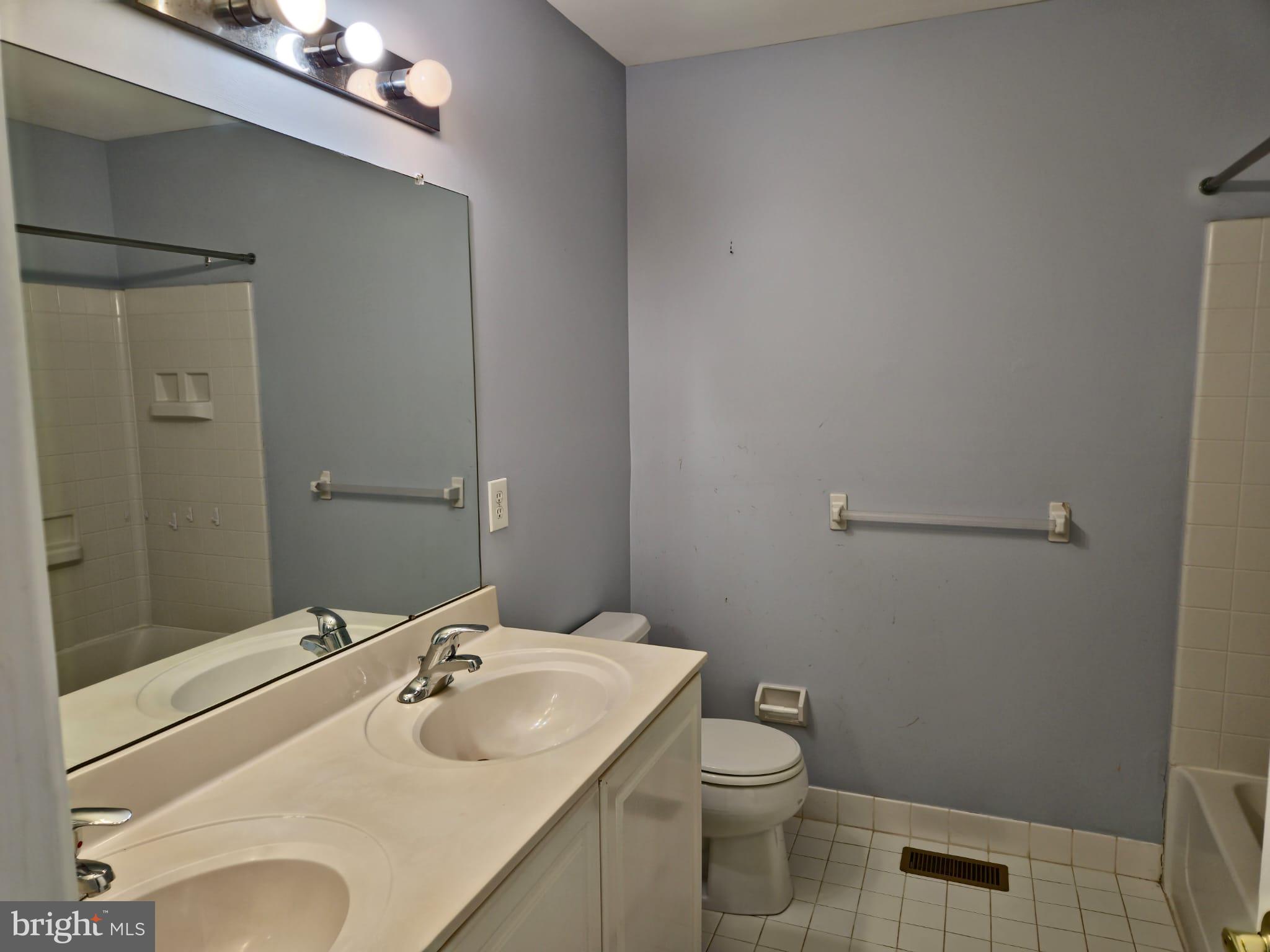 VALLEY VIEW - Residential Lease