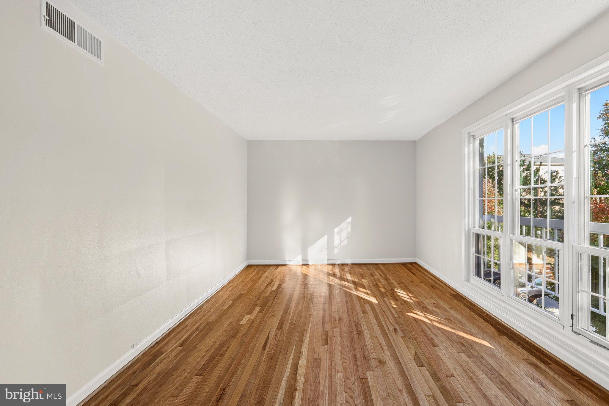 2901 WILLSTON PLACE 202